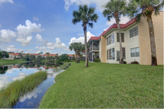 188 Lake Evelyn Drive — photo