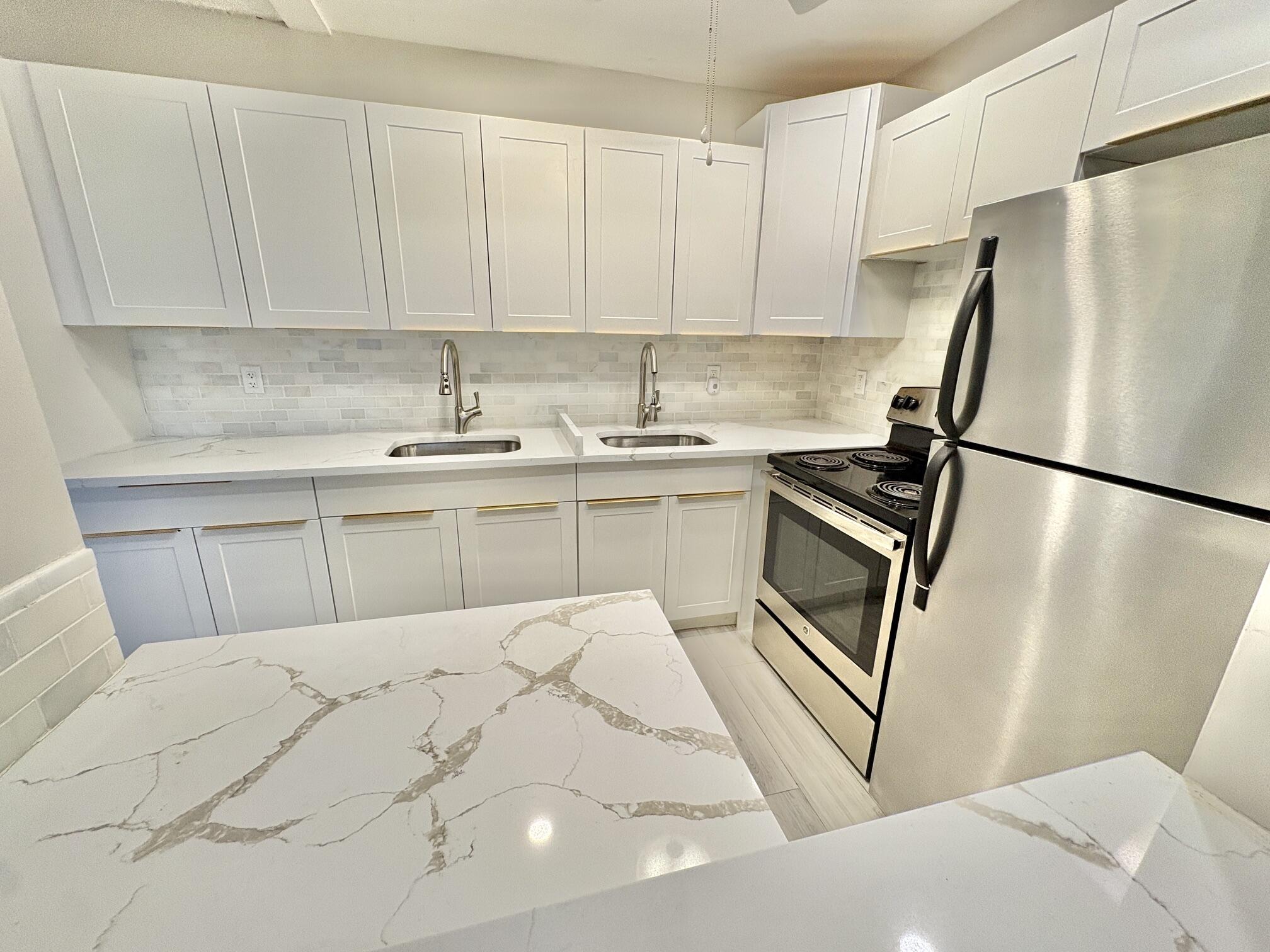 9 Salisbury a — photo