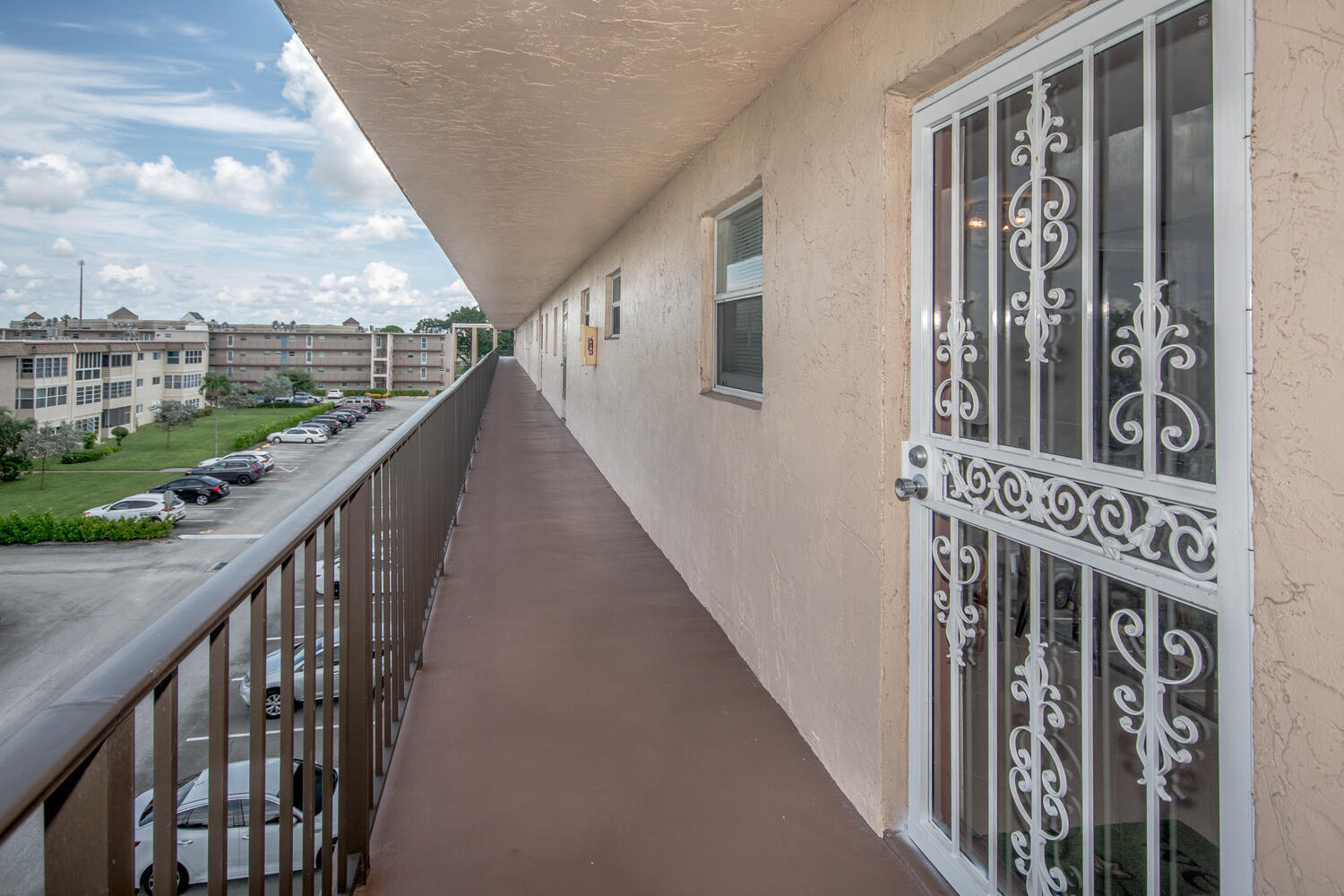 711 Lori Drive Unit 408 — photo