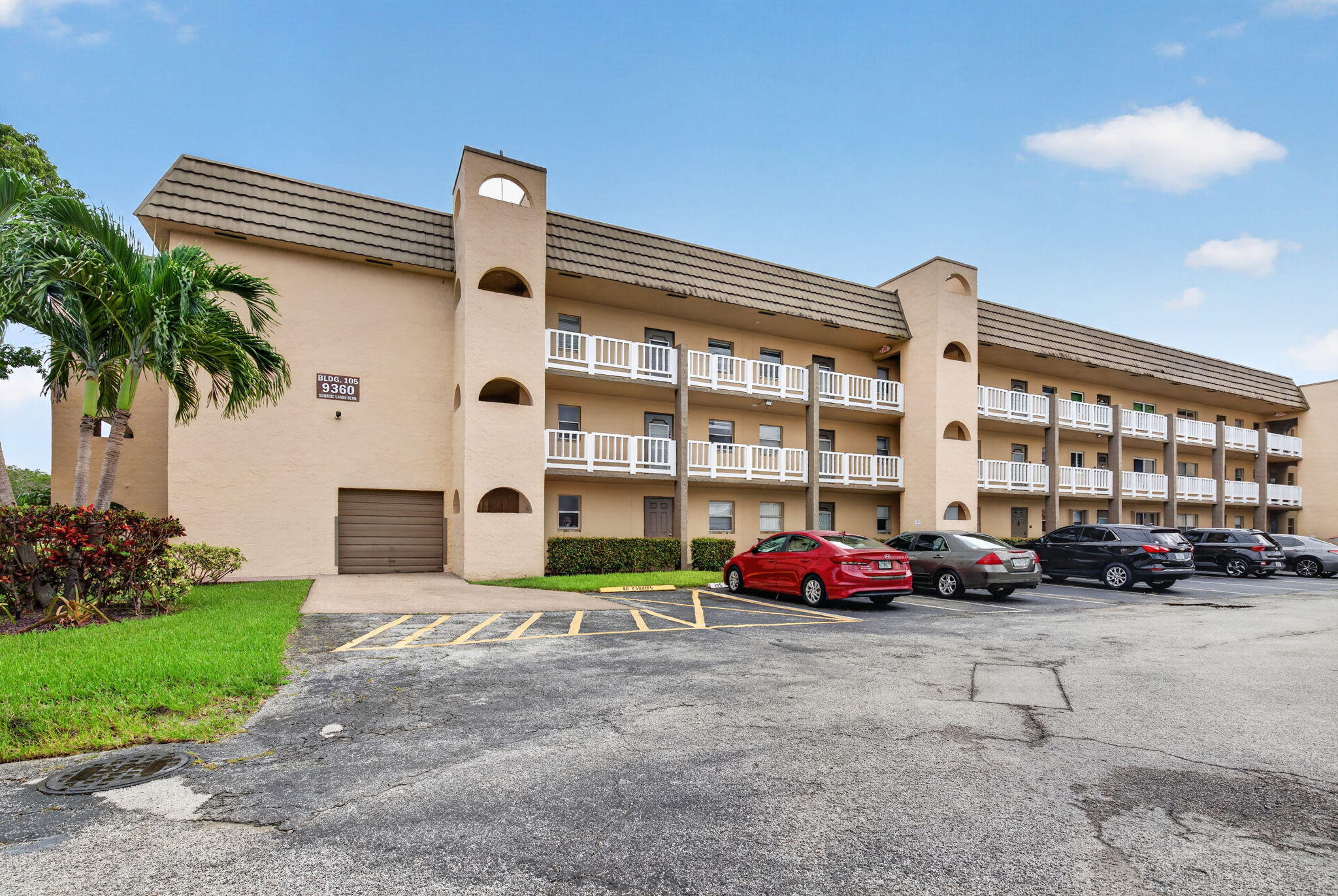 9360 Sunrise Lakes Boulevard Unit 108 — photo
