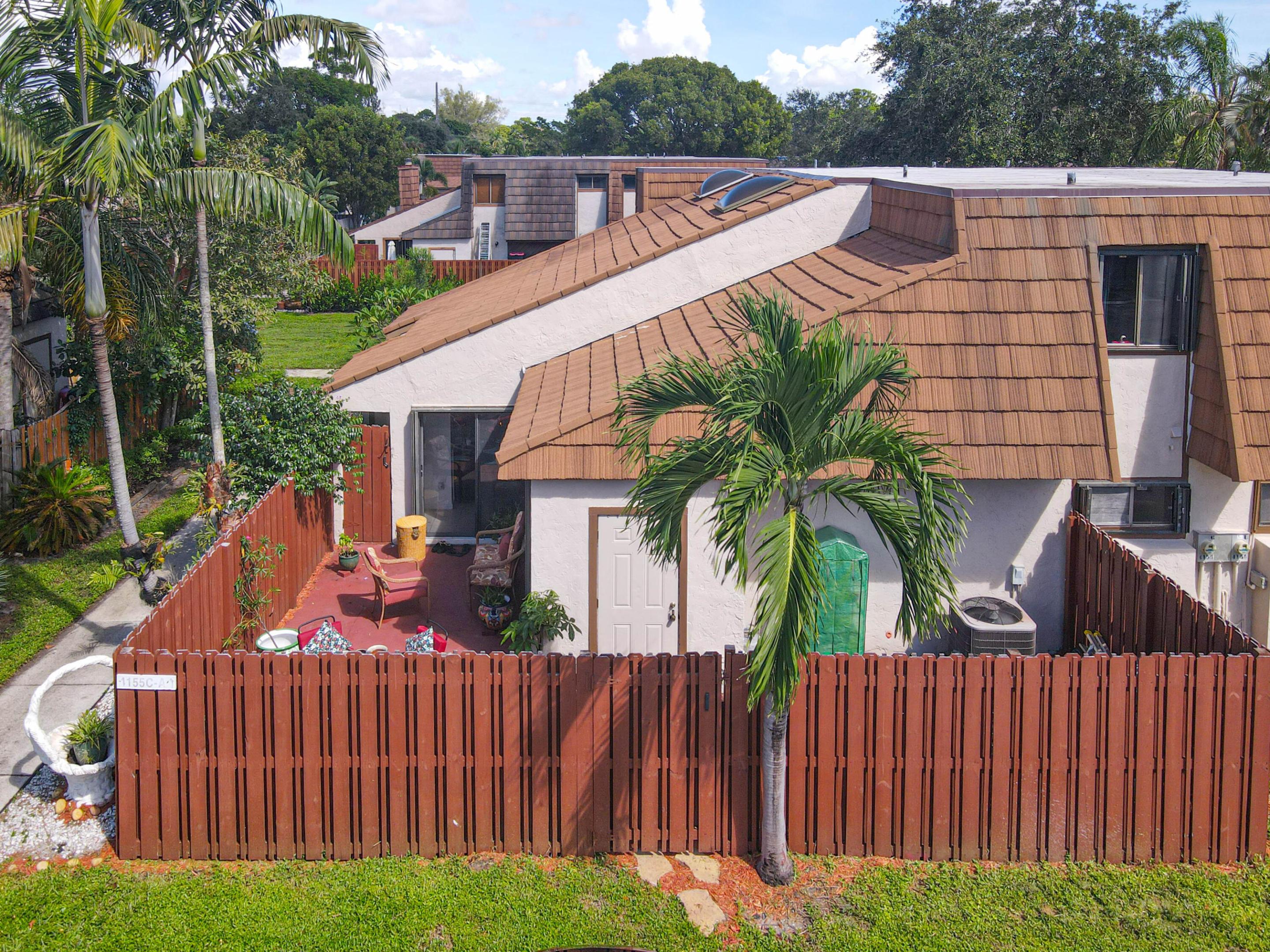 4155 Palm Bay Circle Unit C — photo
