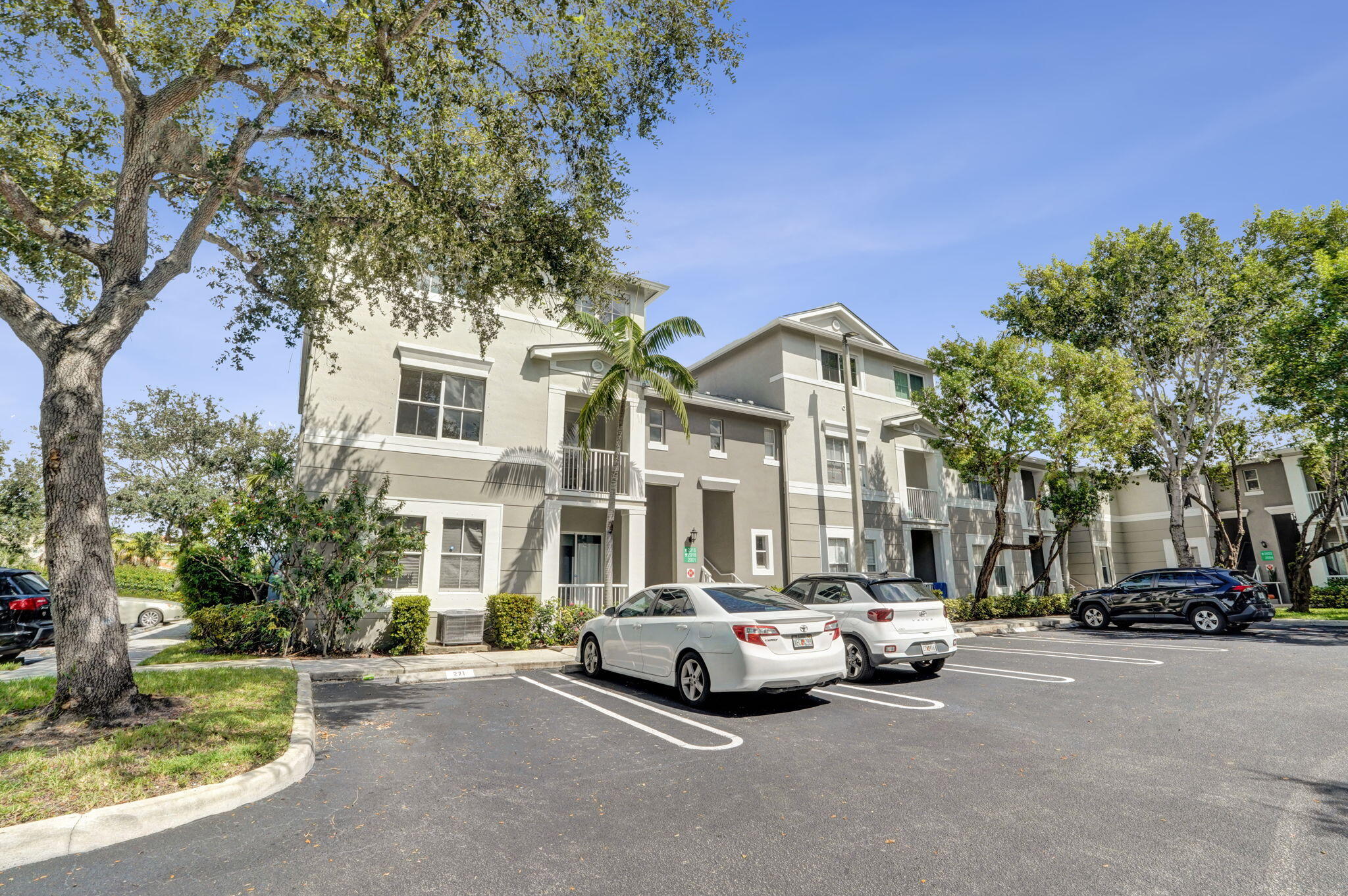 2016 Shoma Drive Unit 2016 — photo