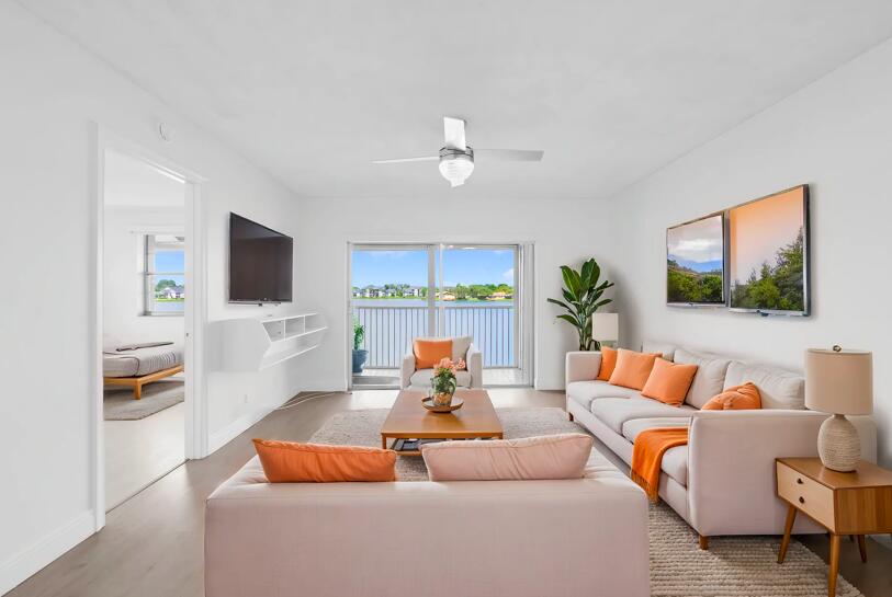 5510 Lakeside Drive Unit 201 — photo