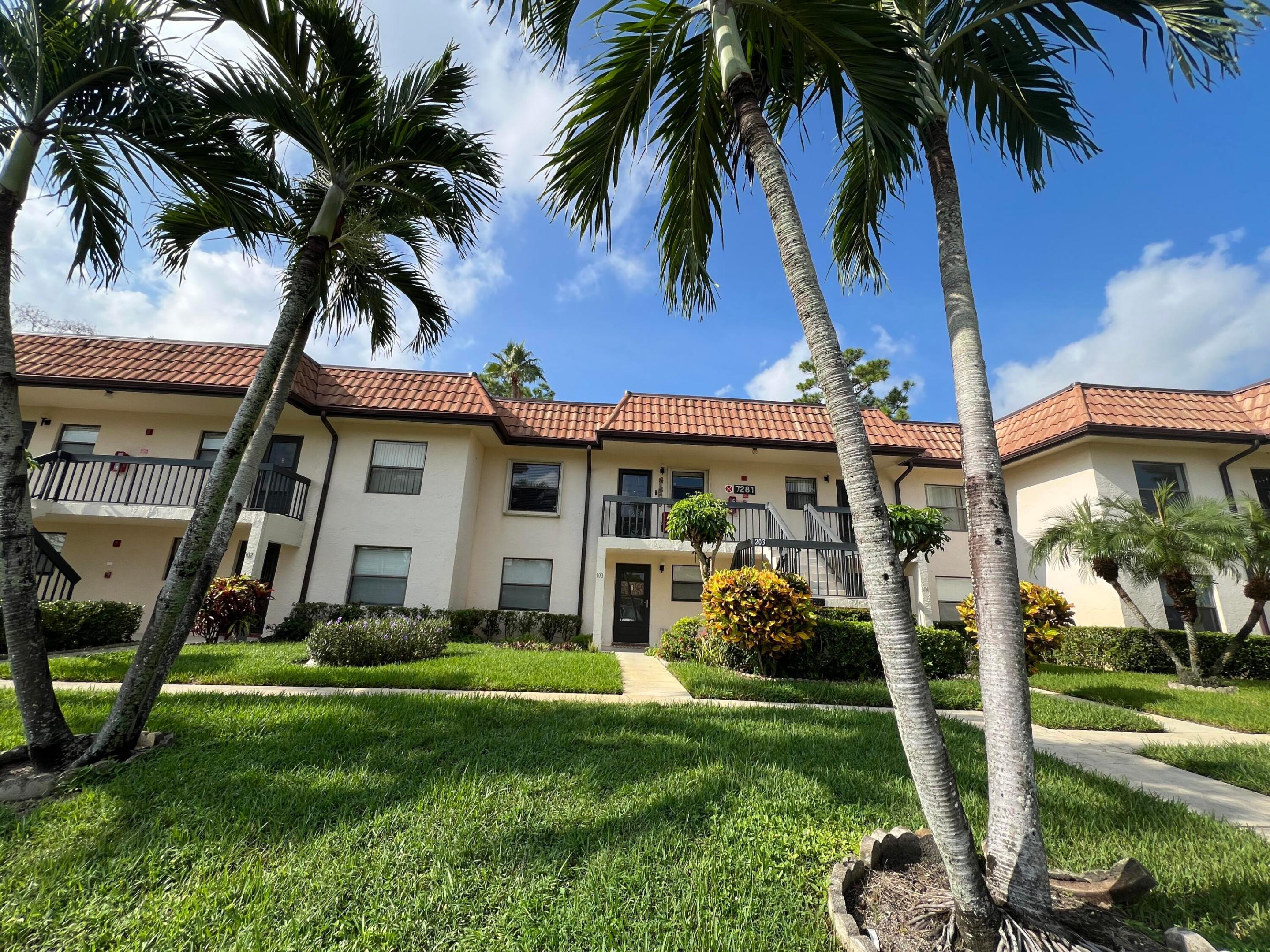 7281 Golf Colony Court Unit 203 — photo