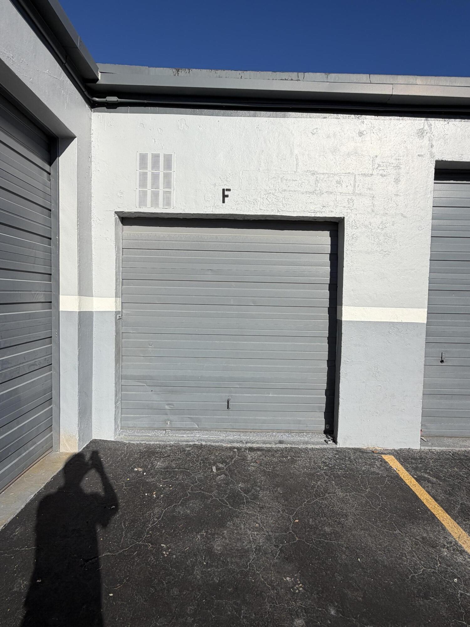 133 SE 4th Street Unit F — photo