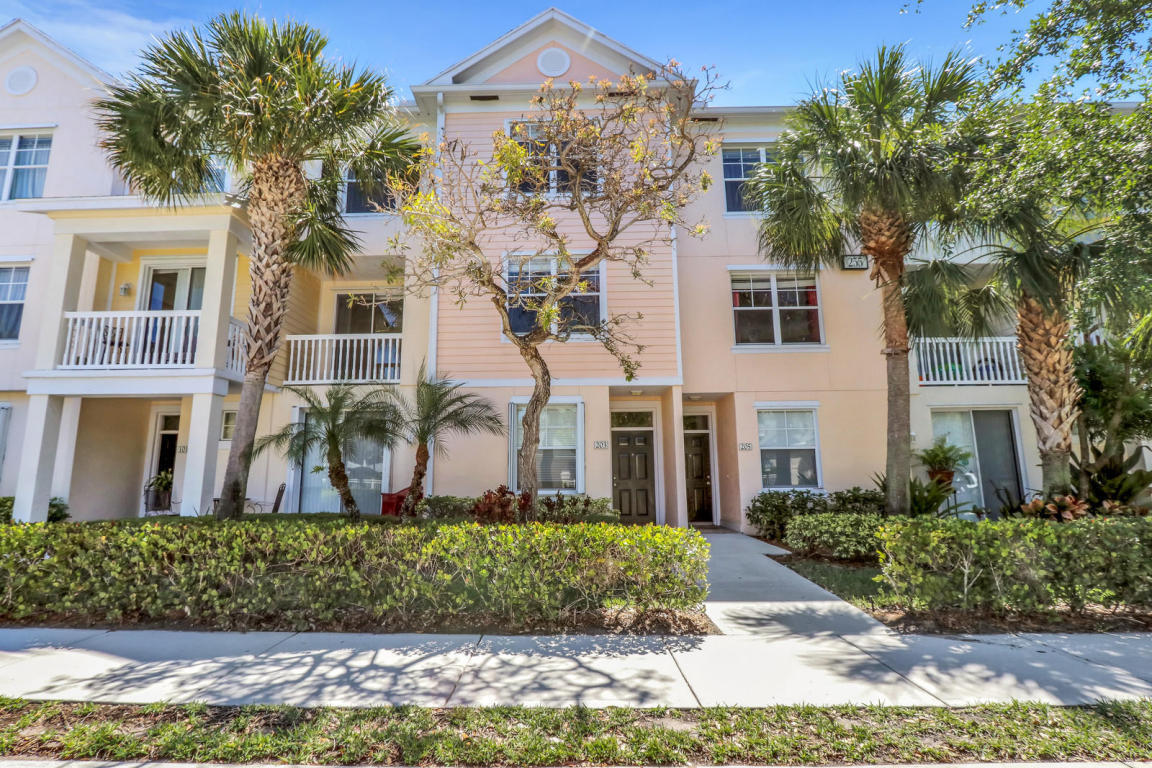 255 Murcia Drive Unit 203 — photo