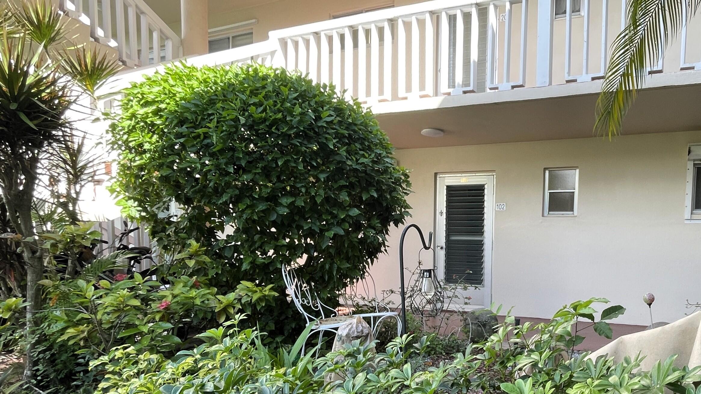 2856 Garden Drive S Unit 102 — photo