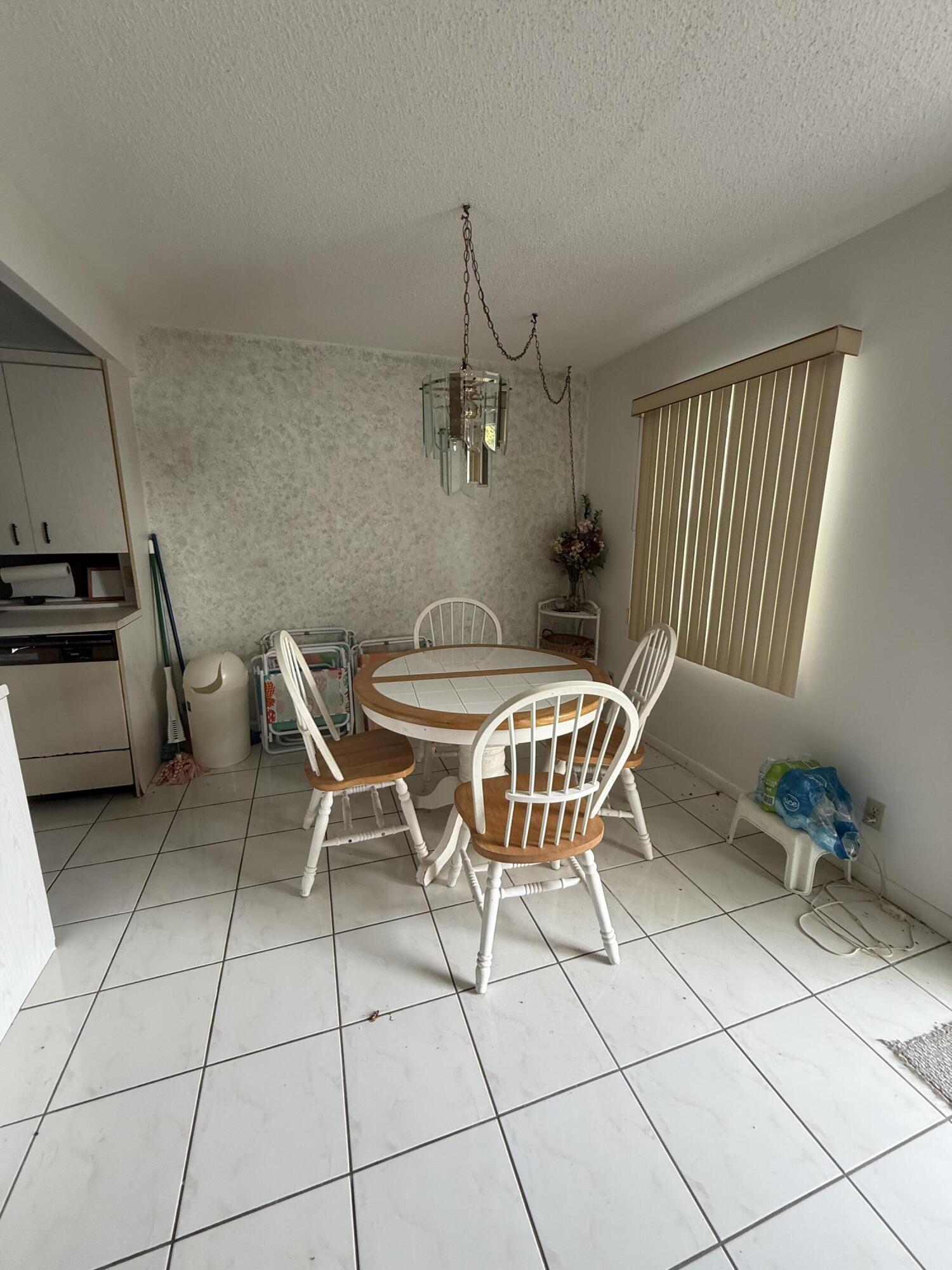 1008 Exeter A, Boca Raton, FL 33434 — photo 3