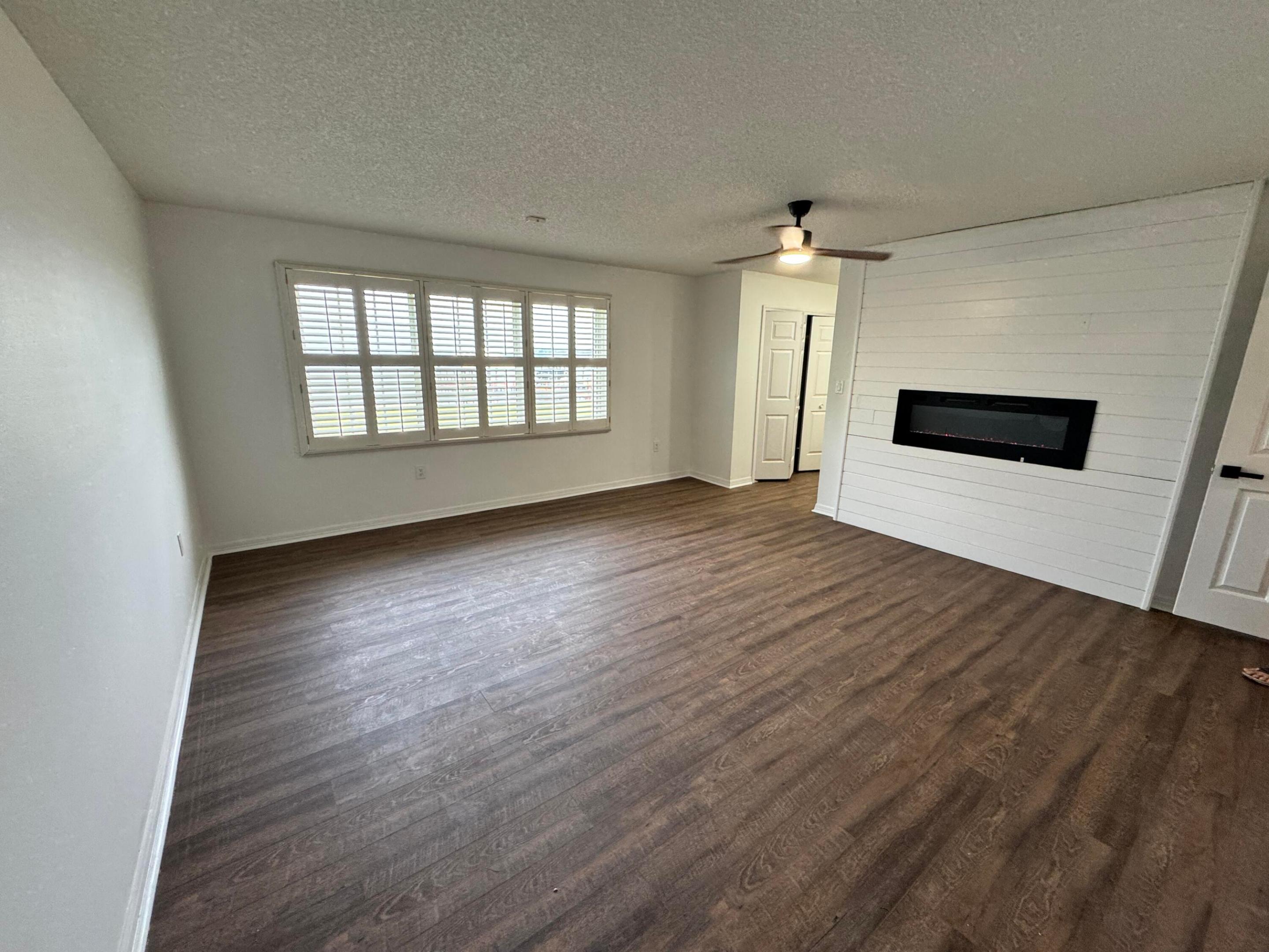 275 Catfish Creek Road — photo