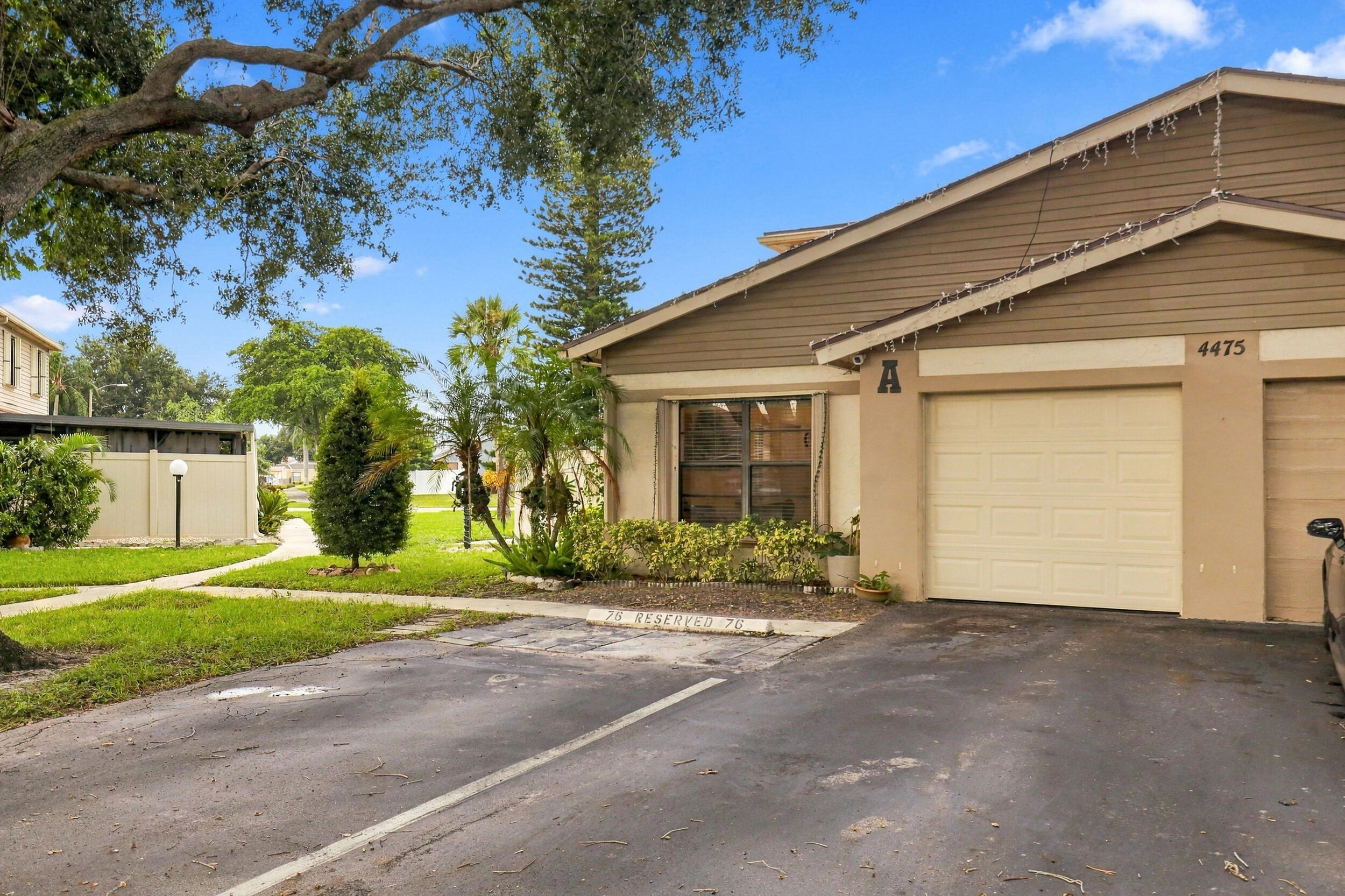 4475 Willow Pond Road Unit a — photo