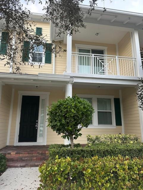 1143 N Community Drive — photo