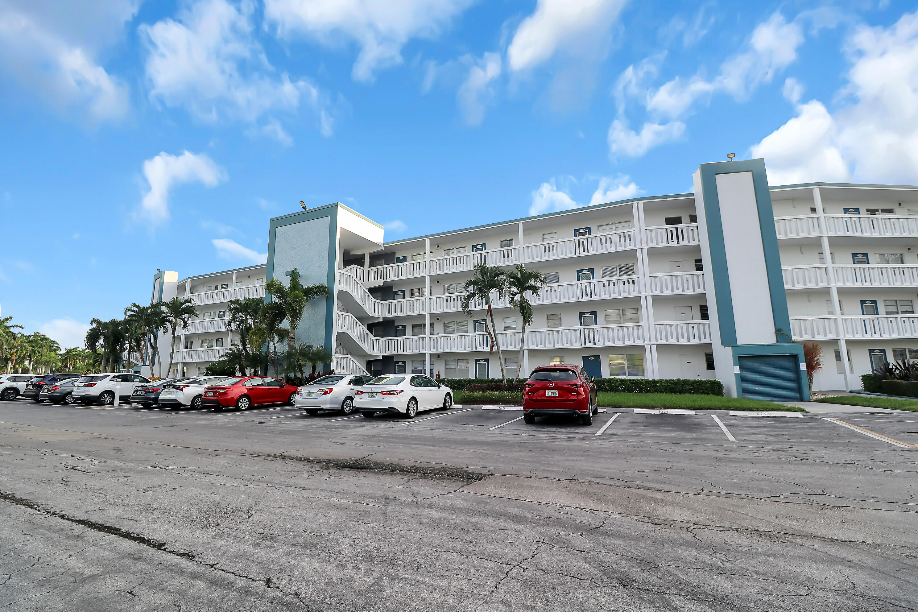 3061 Exeter D, Boca Raton, FL 33434 — photo 2