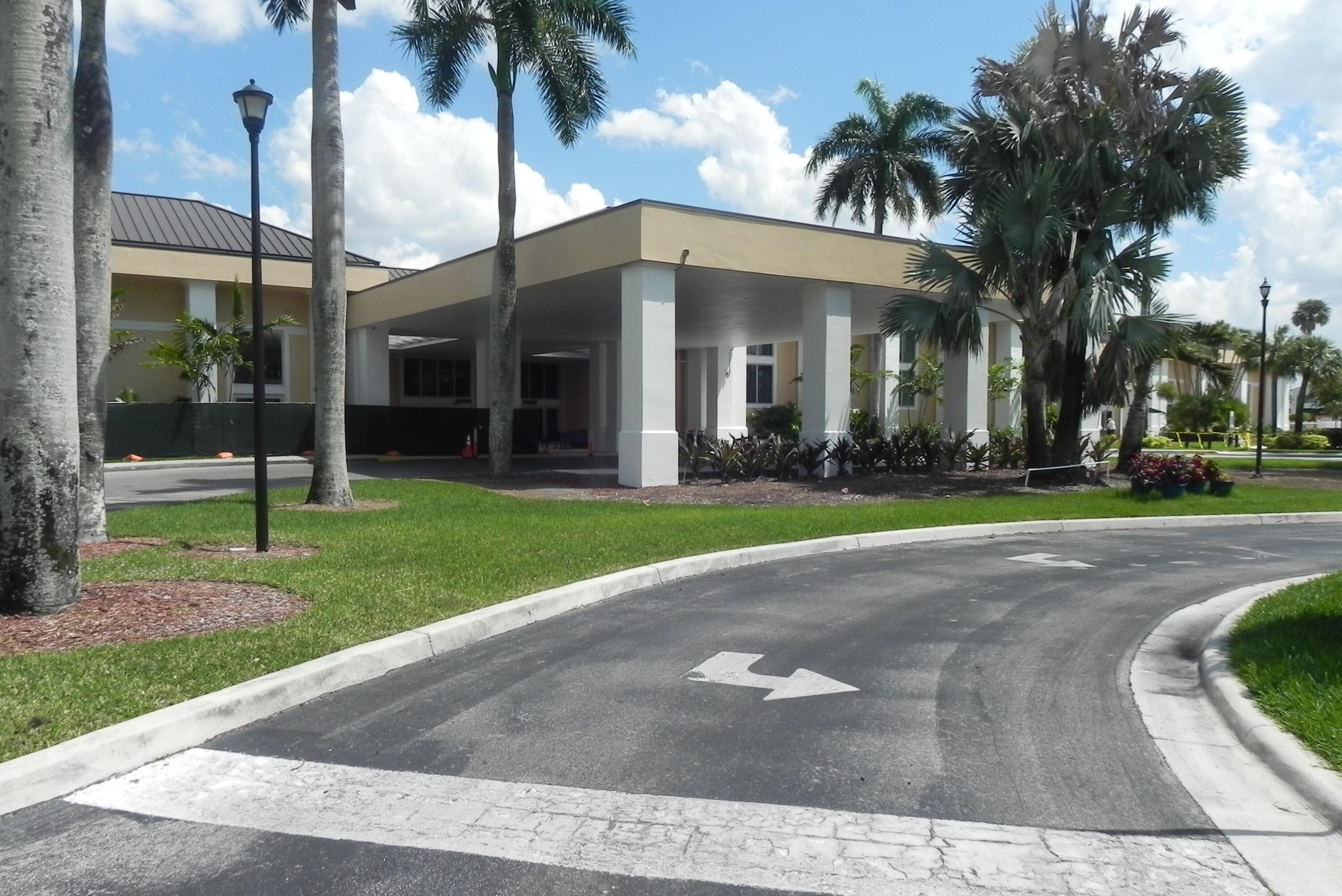7715 Yardley Drive Unit 313 — photo