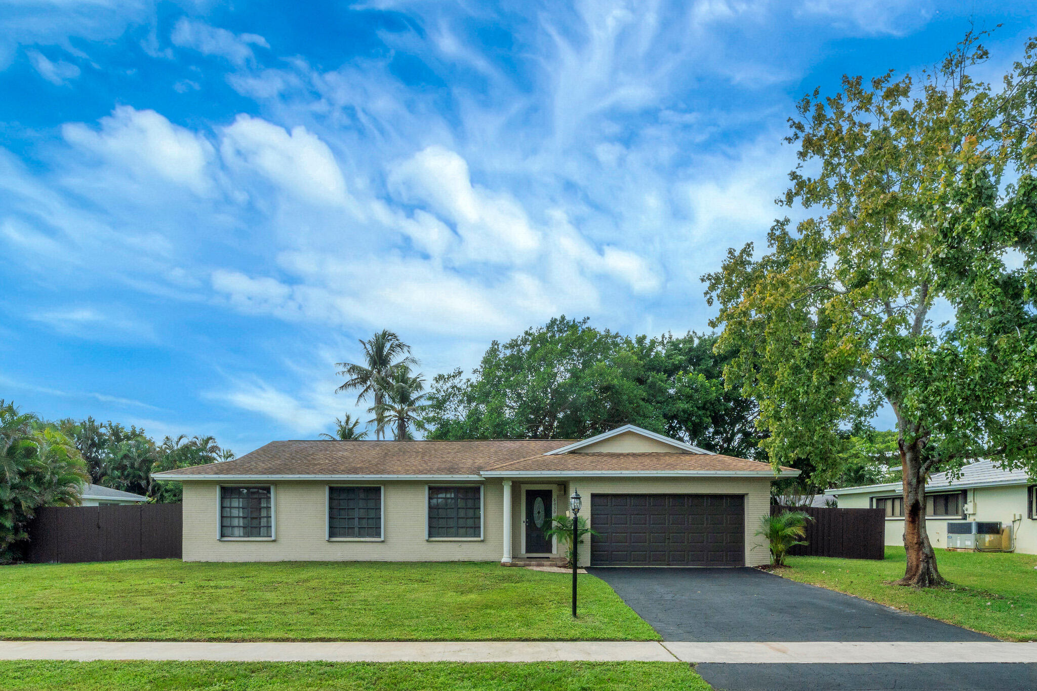 6030 SW 8th Court — photo
