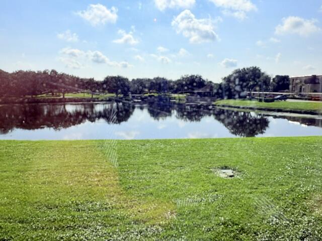 5380 Woodland Lakes Drive Unit 216 — photo