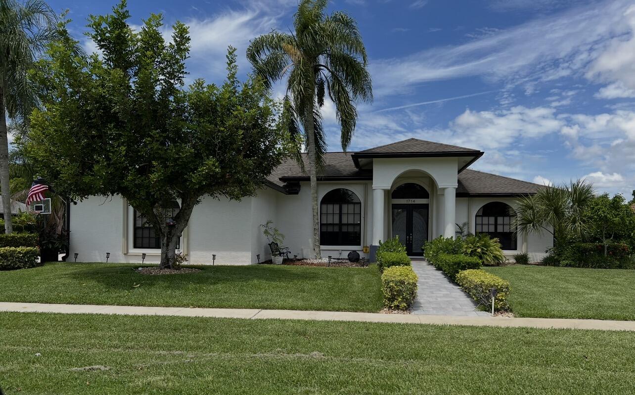 1714 Farmington Circle — photo