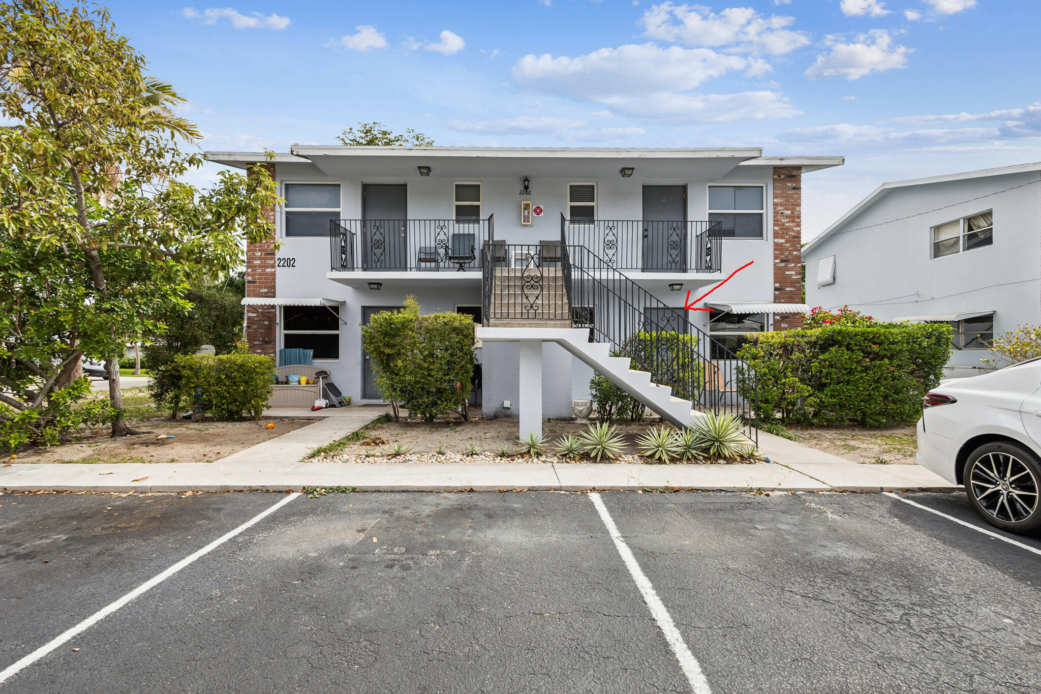 2202 SE 3rd Street Unit 2 — photo