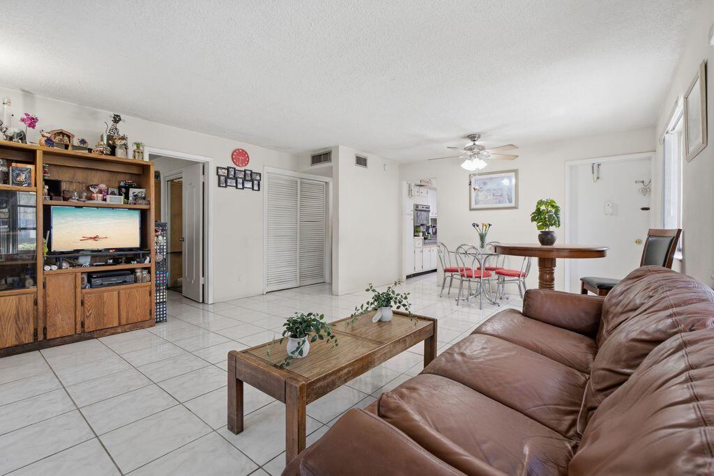 3720 Harrison Street Unit 2 — photo