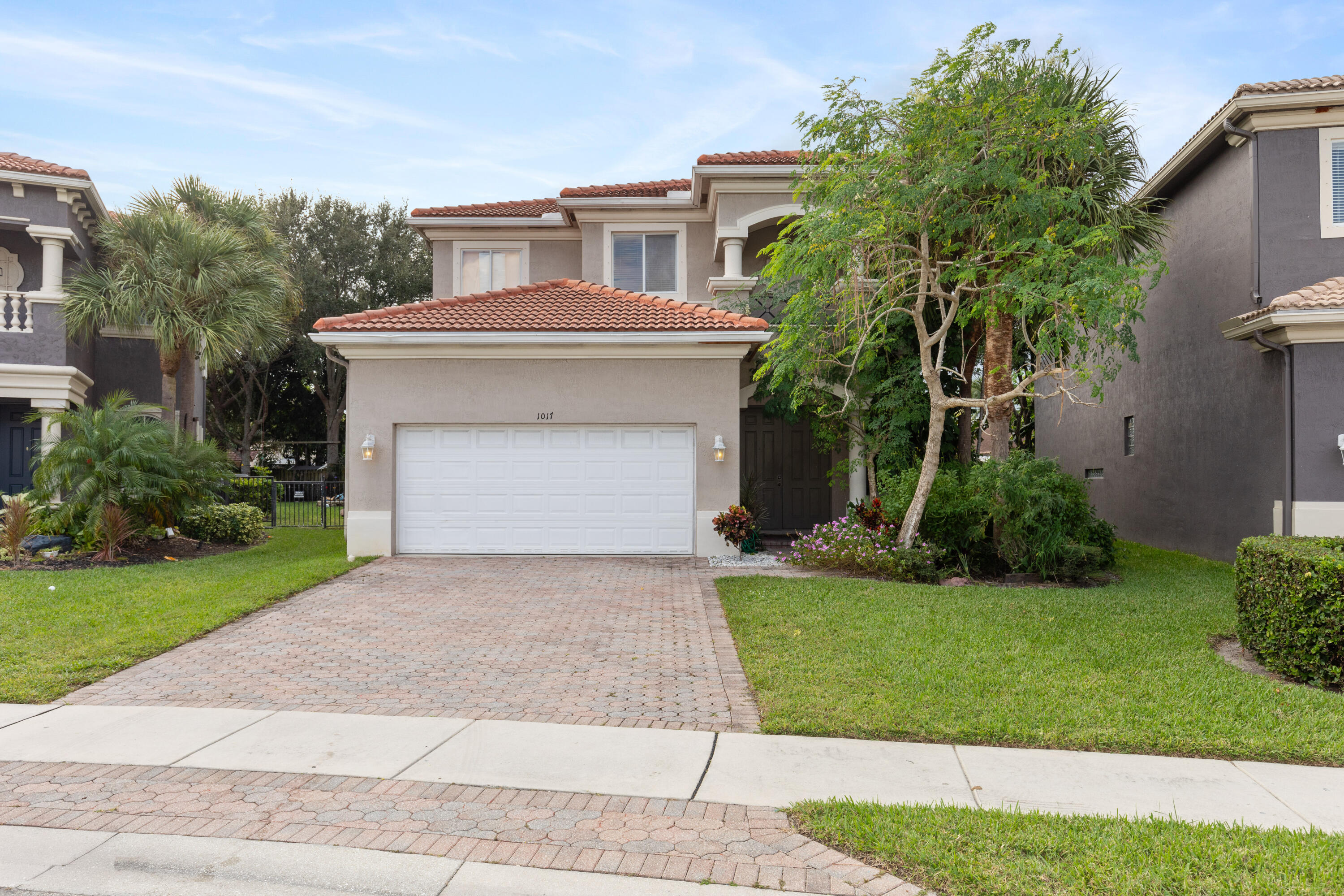 1017 Grove Park Circle — photo
