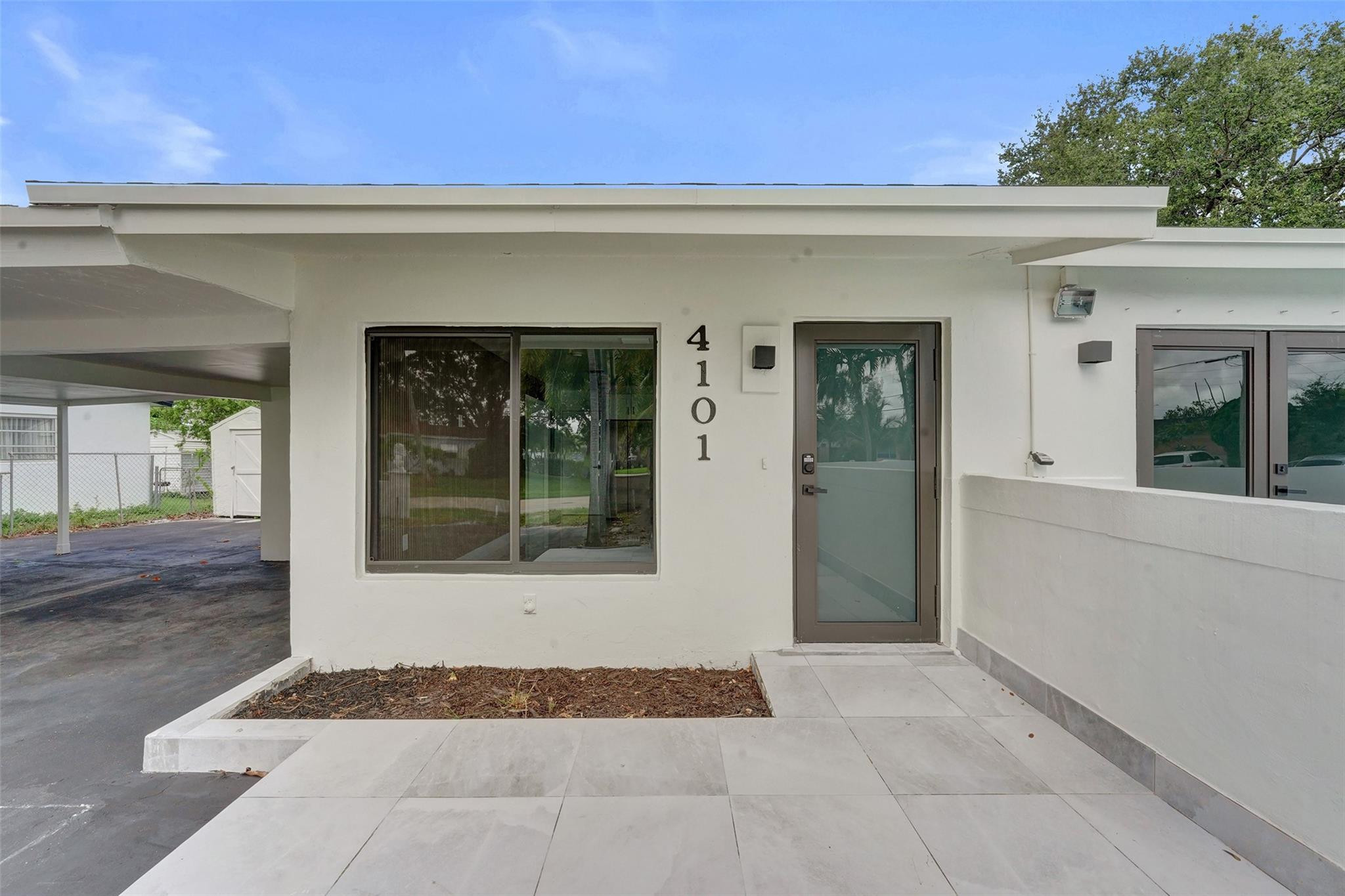 4101 SW 48th Court — photo