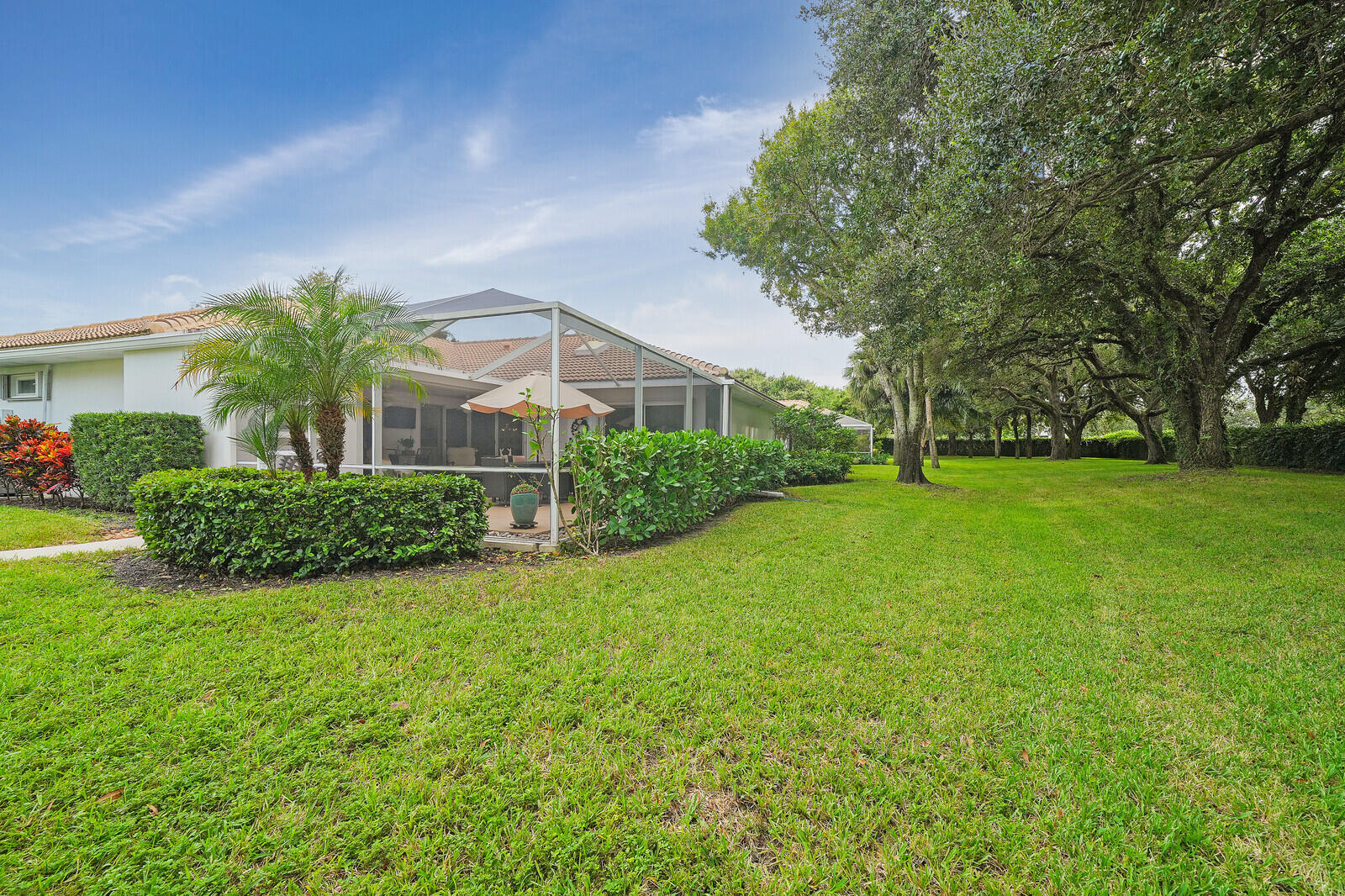 8701 Chapman Oak Court — photo