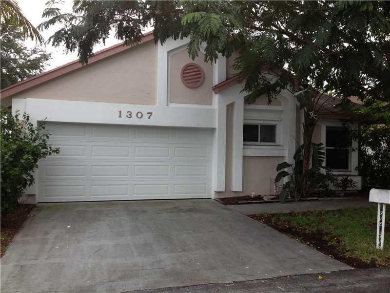 1307 E Glen Oak Road — photo