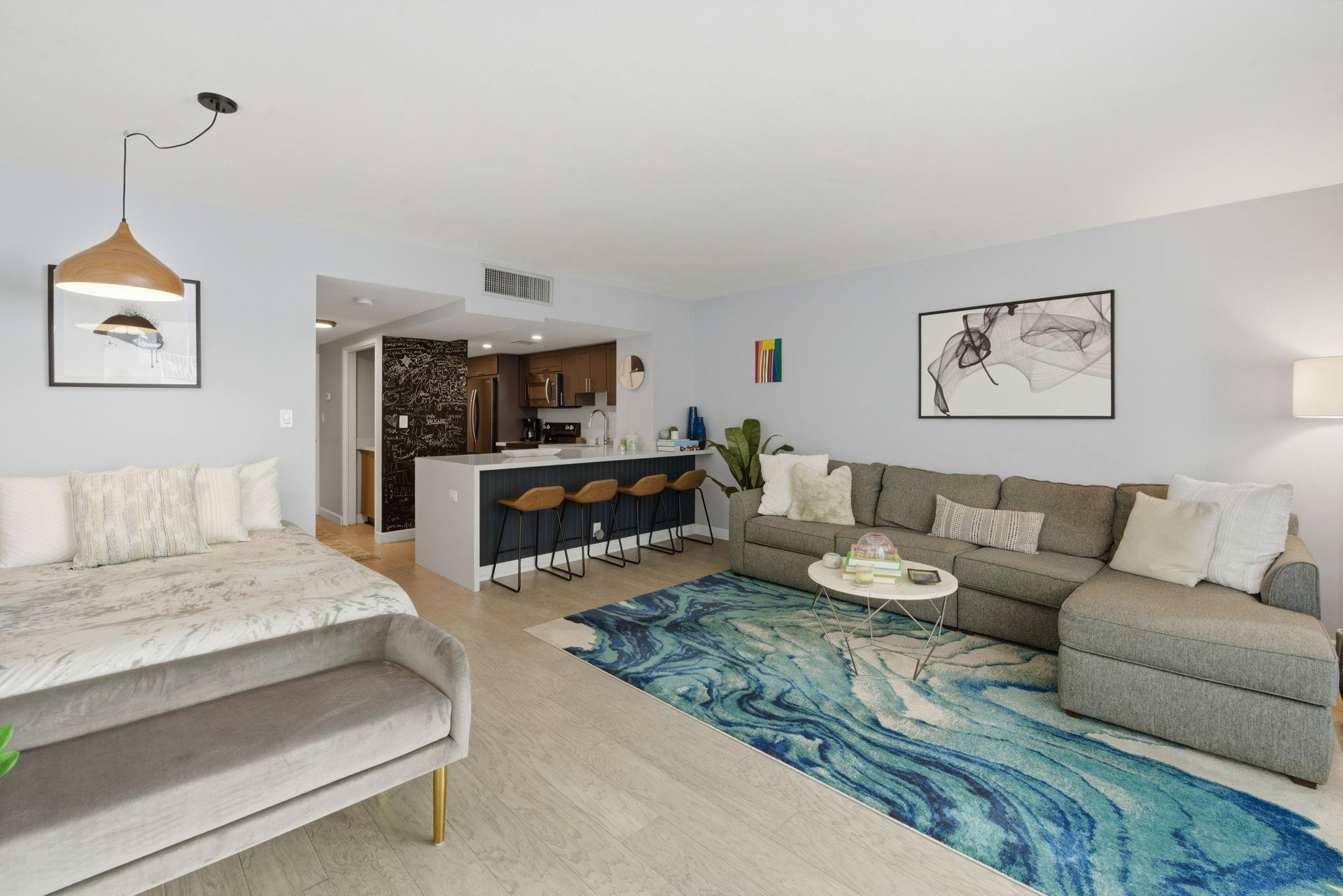 1200 West Avenue Unit 324 — photo