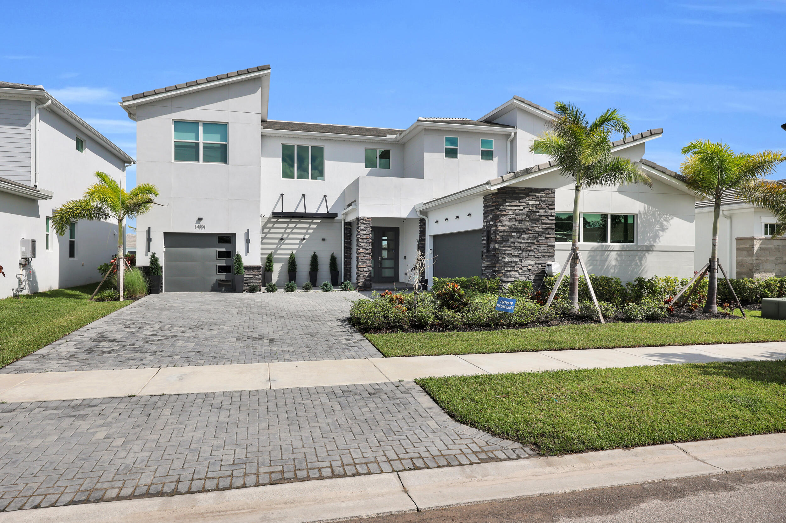 14151 SW Artesia Drive — photo