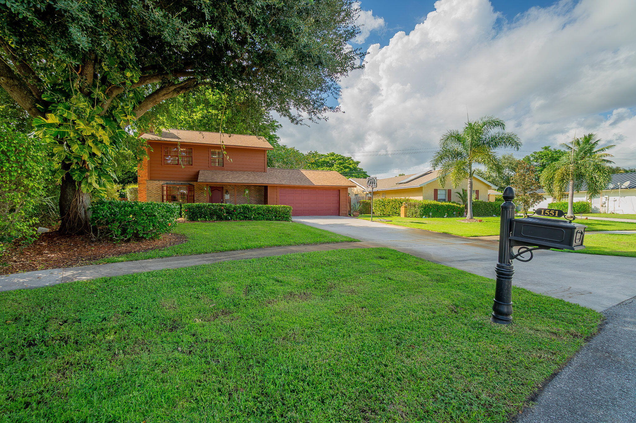 1551 Wyndcliff Drive — photo