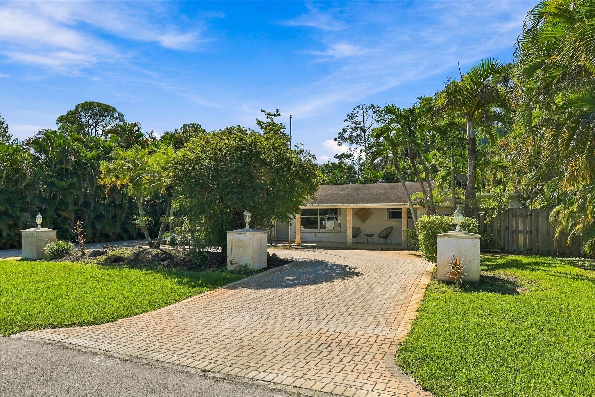 5660 Lee Drive — photo