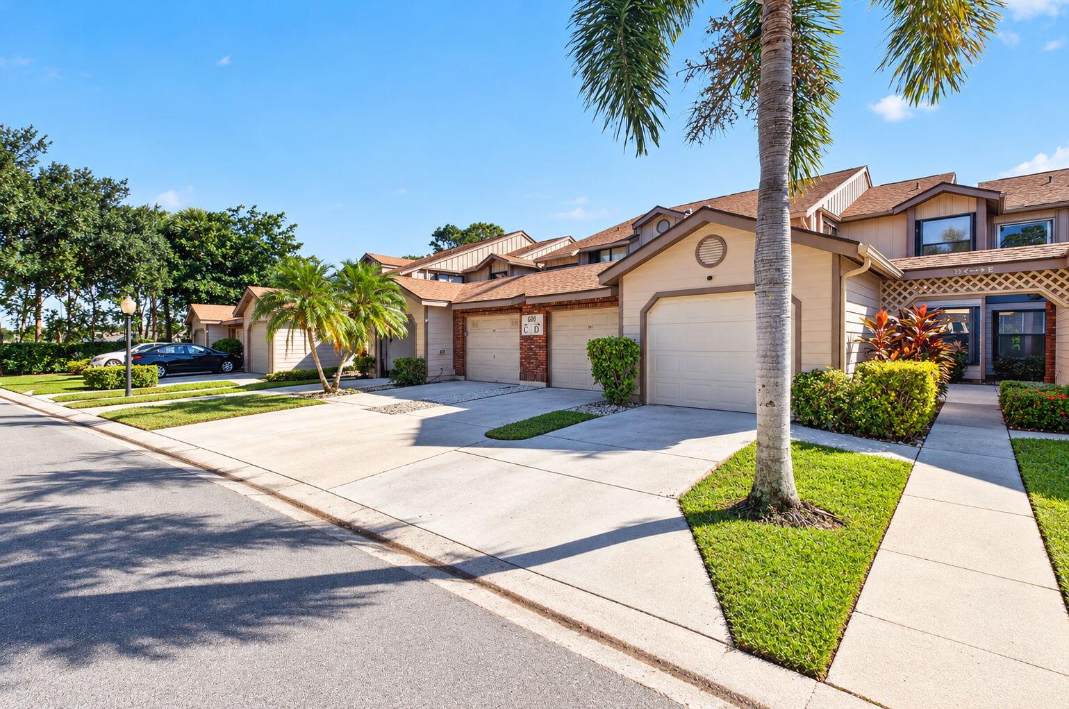 600 Crosswinds Drive Unit D1 — photo