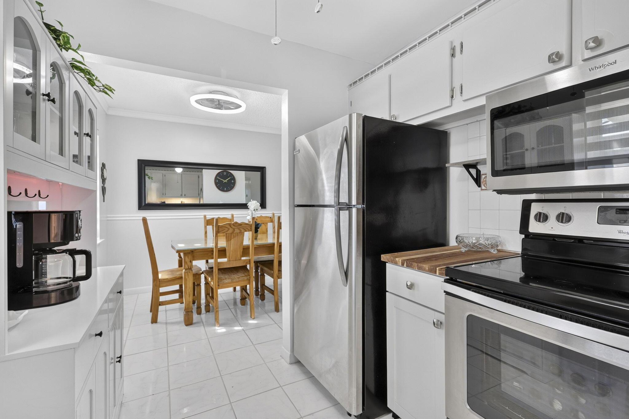 324 Chatham P Unit 324 — photo