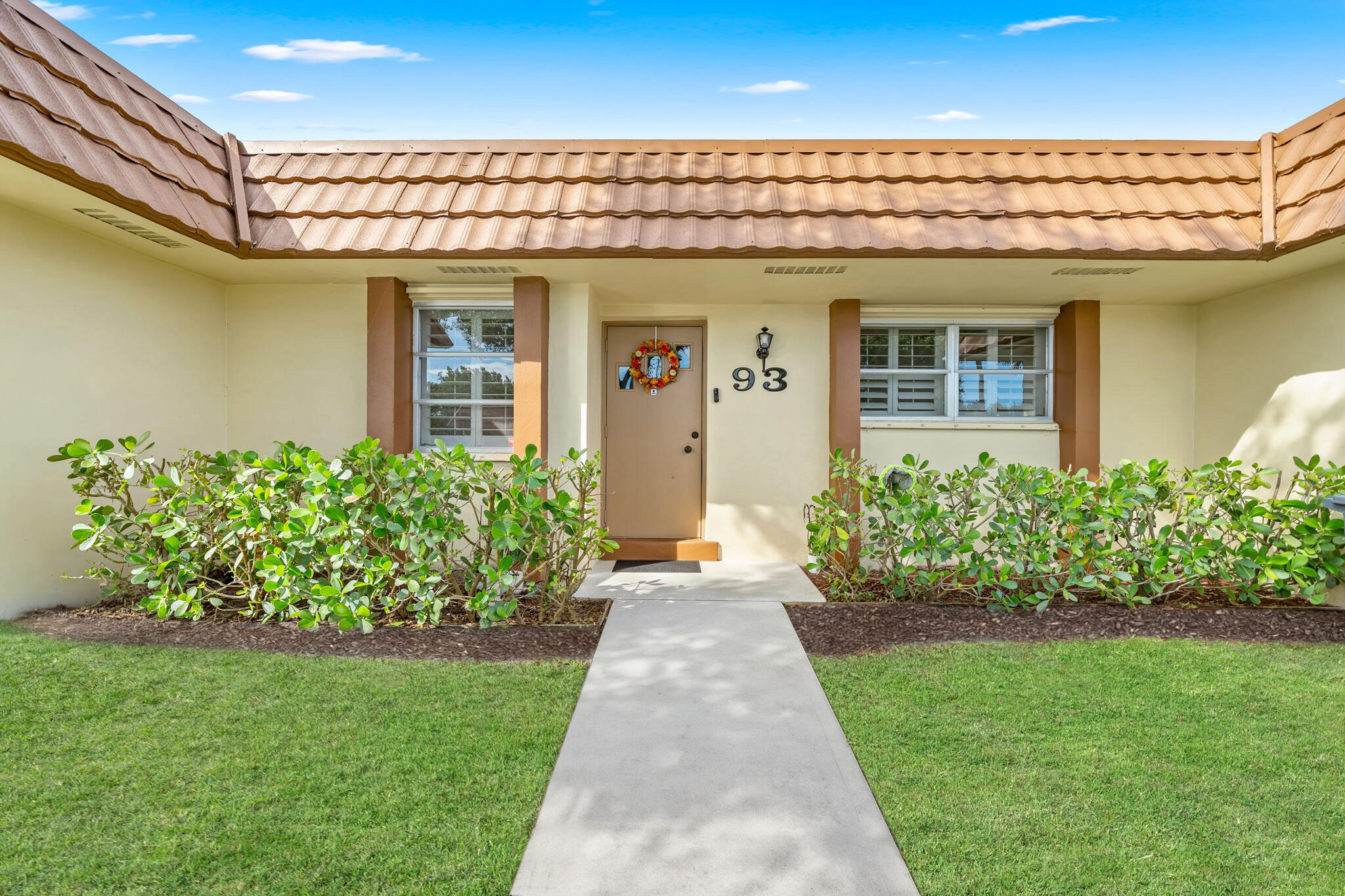 5780 Fernley Drive W Unit 93 — photo