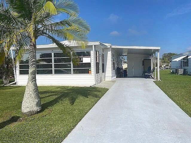 21 Flores Way — photo