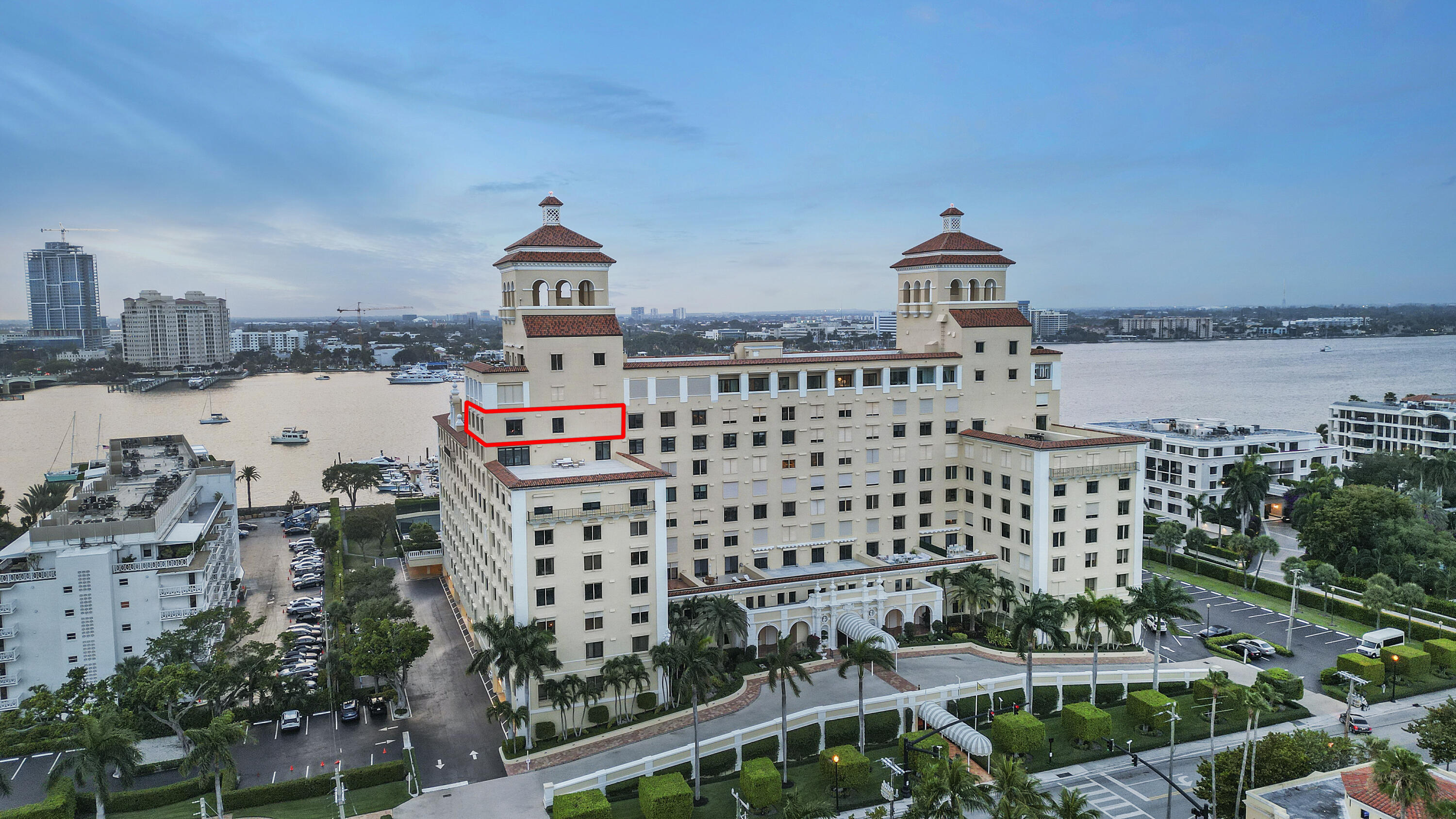 150 Bradley Place Unit 906 — photo