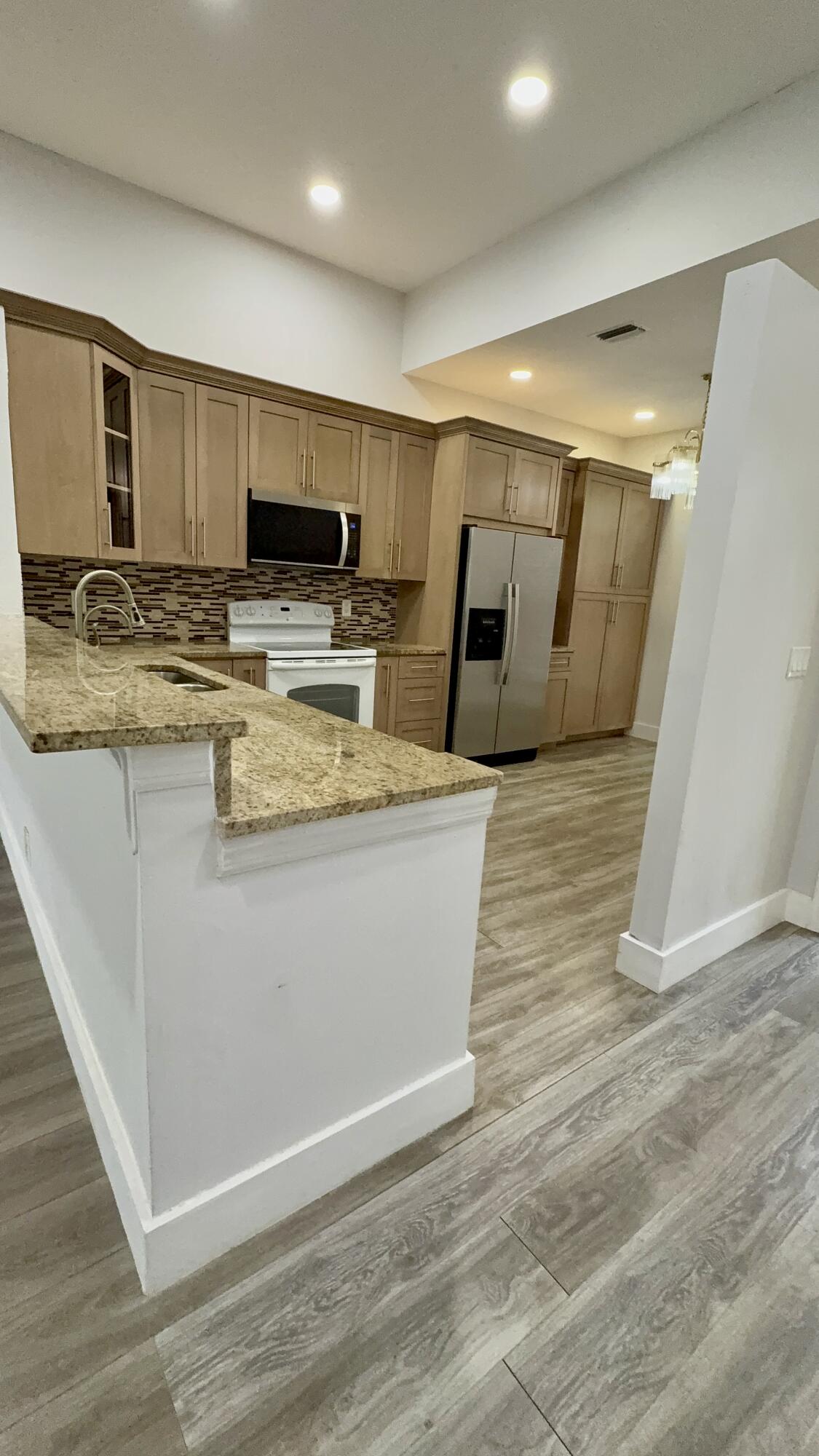 3031 Casa Rio Court, Riviera Beach, FL 33418 — photo 3