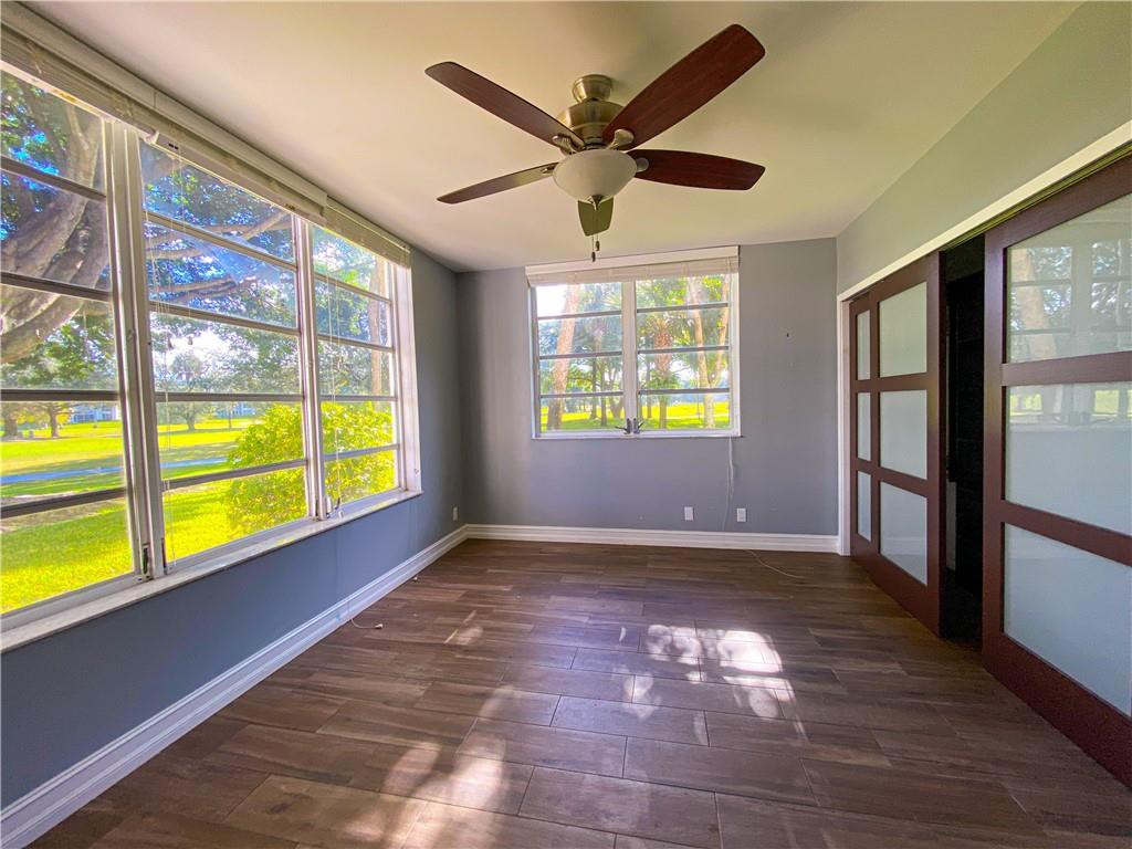 3900 Oaks Clubhouse Drive Unit 106 — photo