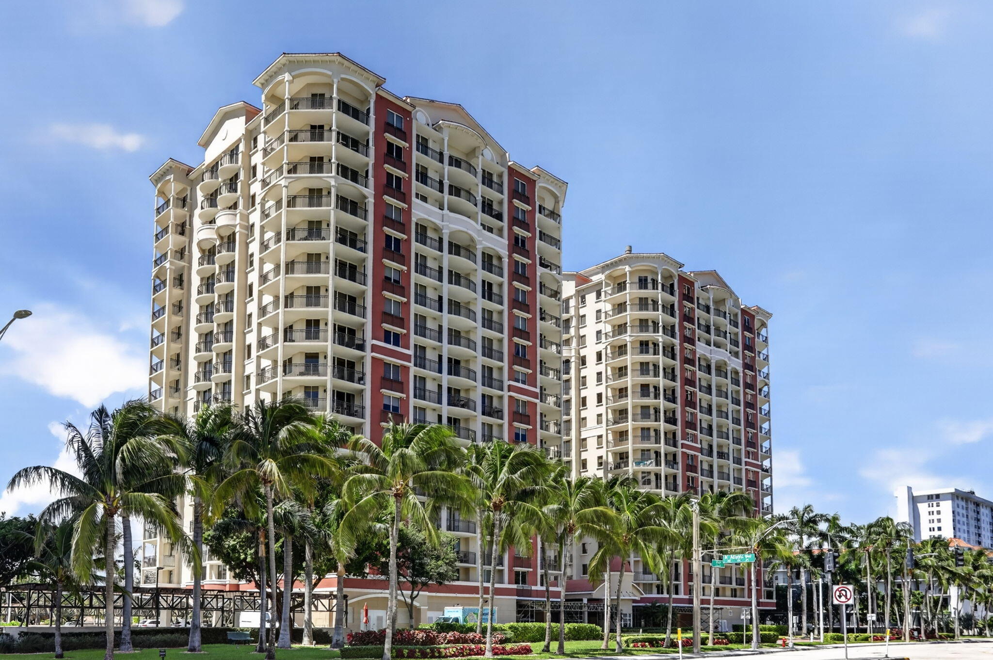 2011 N Ocean Boulevard Unit 205 — photo