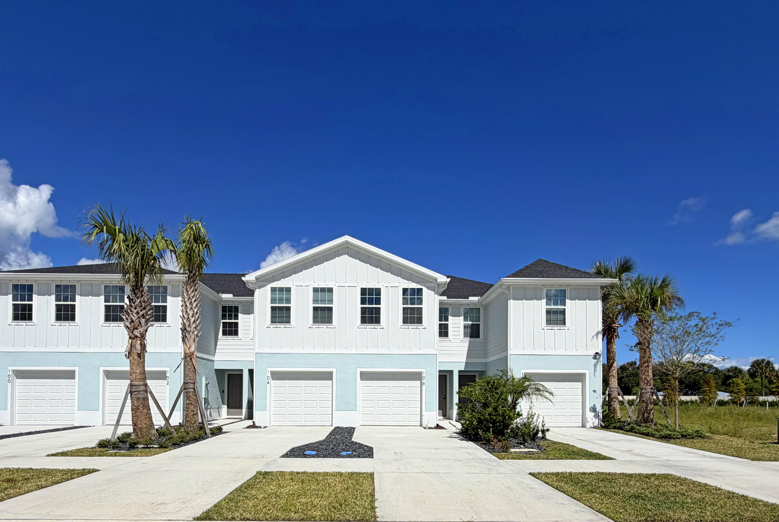 106 Savannah Lks Boulevard — photo