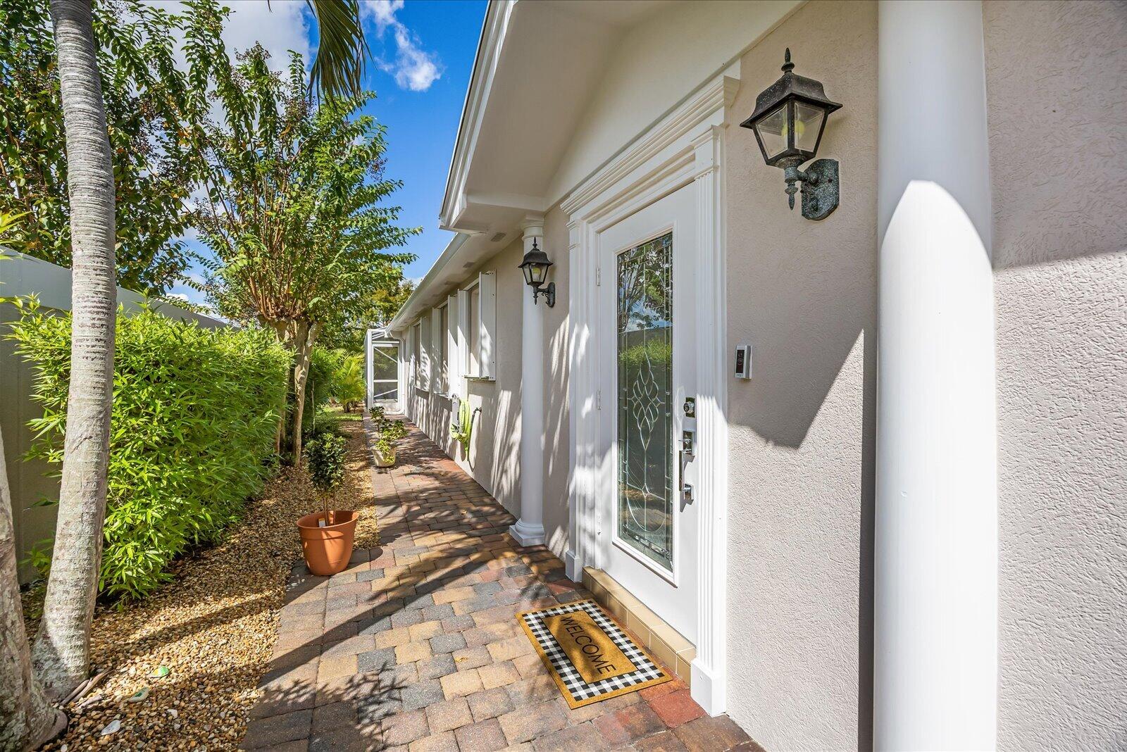 11262 SW Pembroke Drive — photo