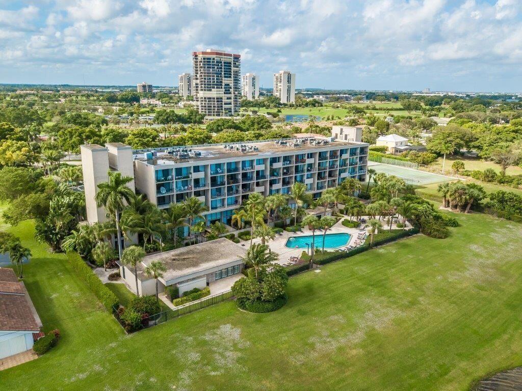1830 Embassy Drive Unit 112 — photo