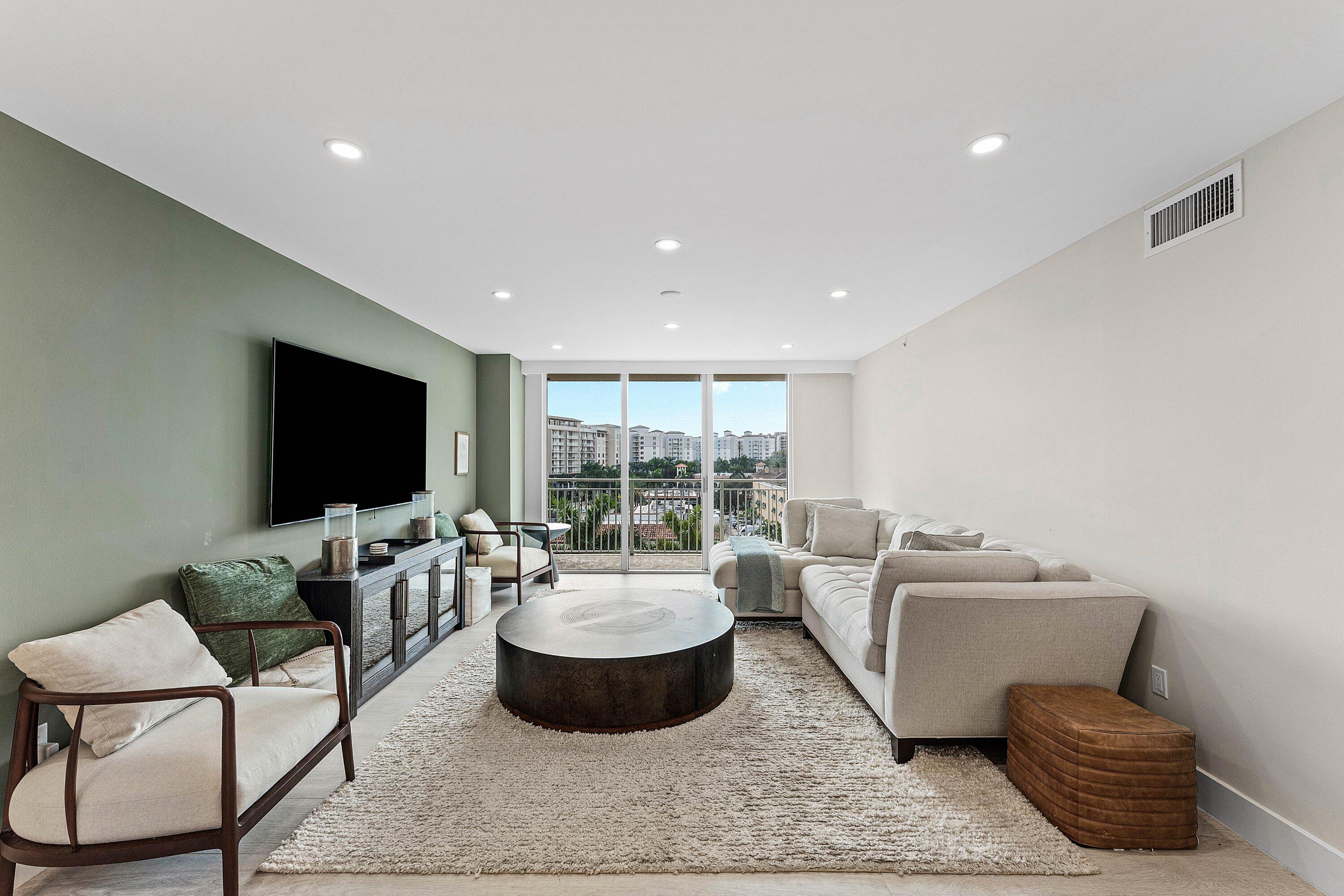 99 SE Mizner Boulevard Unit 627 — photo