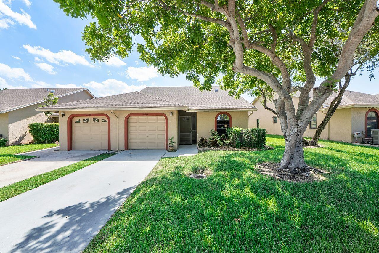 9640 NW 76th Court Unit 9640 — photo