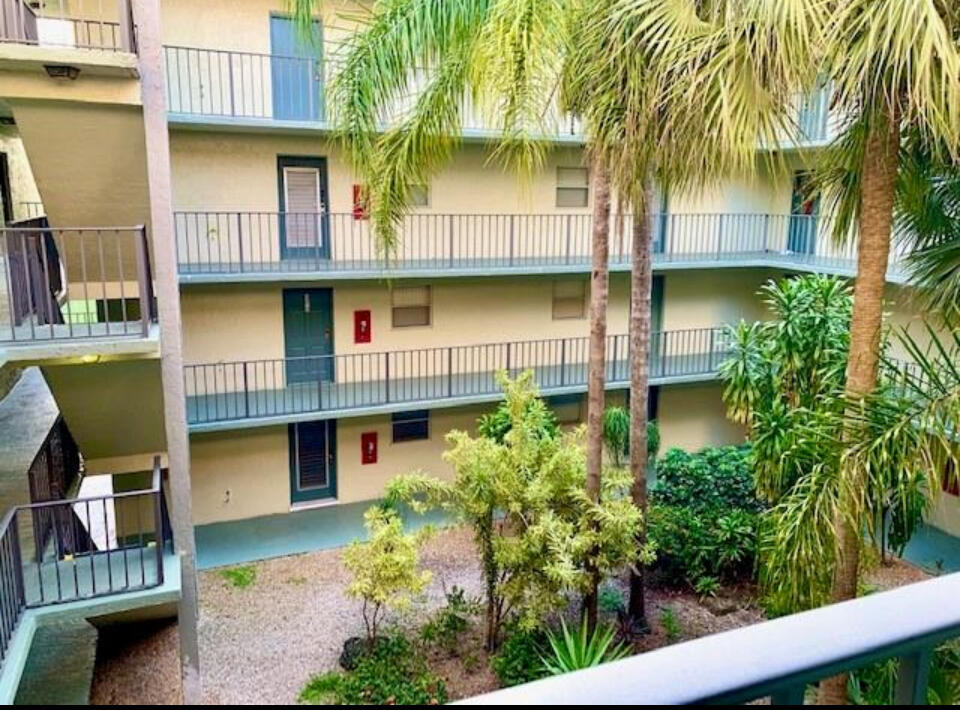 1830 SW 81st Avenue Unit 4317 — photo