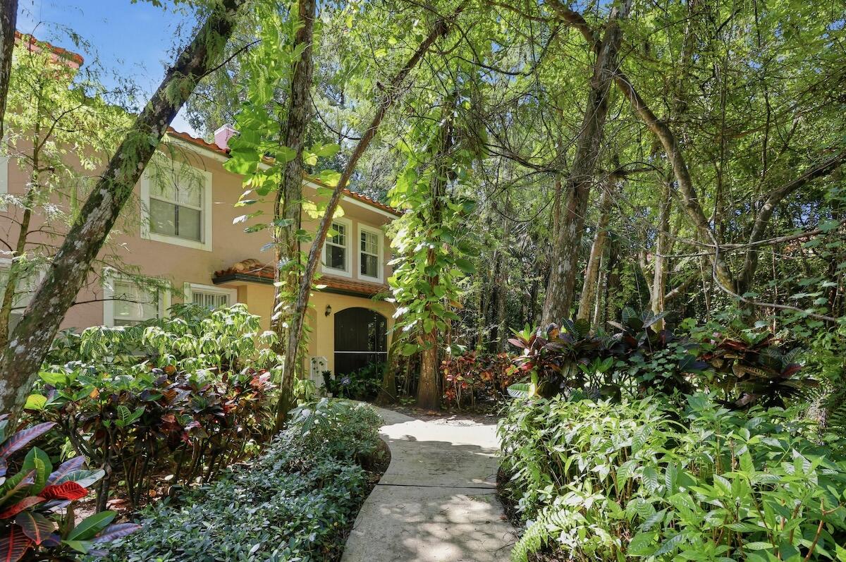 6918 W Sample Road Unit 6918 — photo