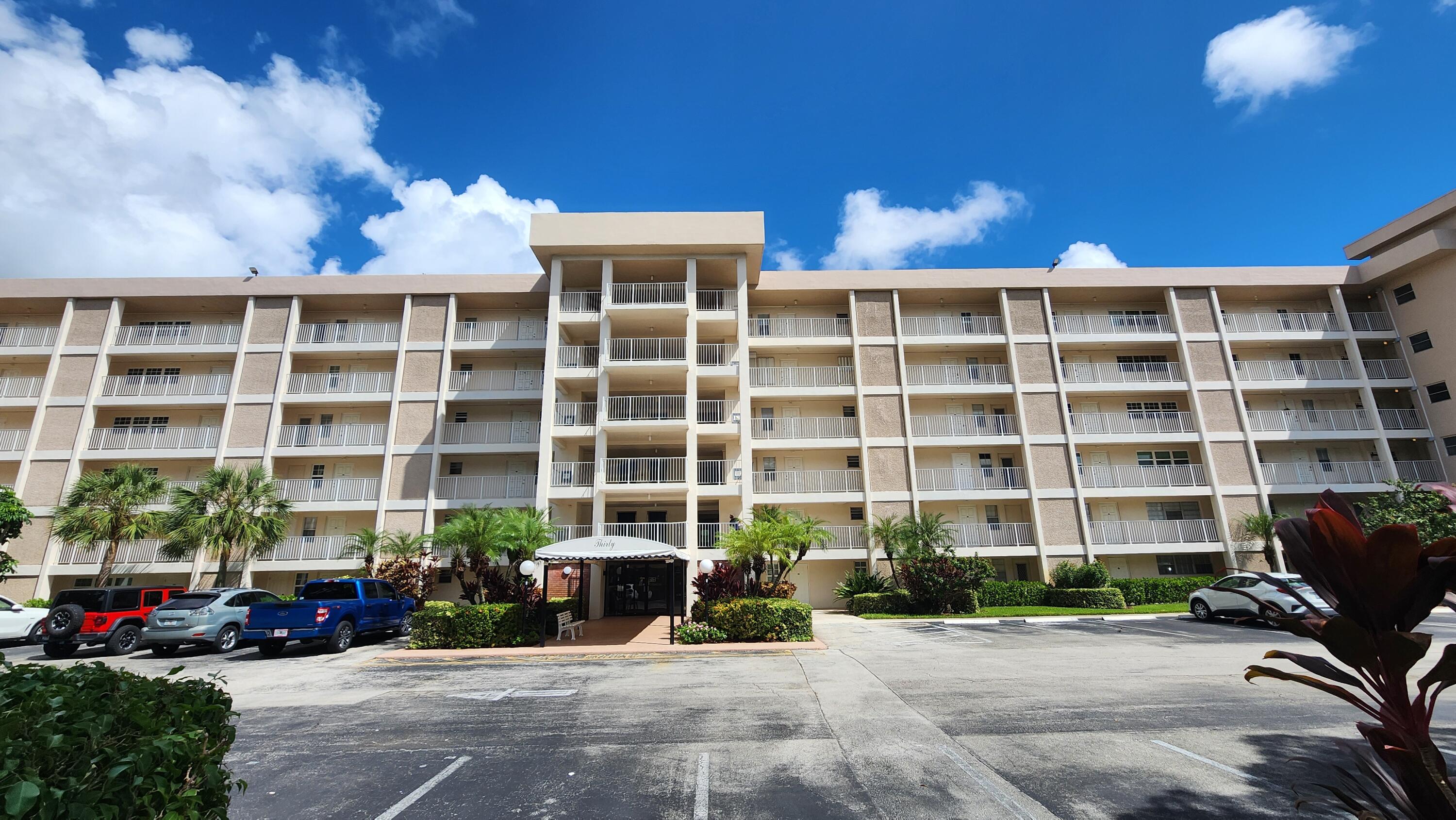 2851 S Palm Aire Drive Unit 101 — photo