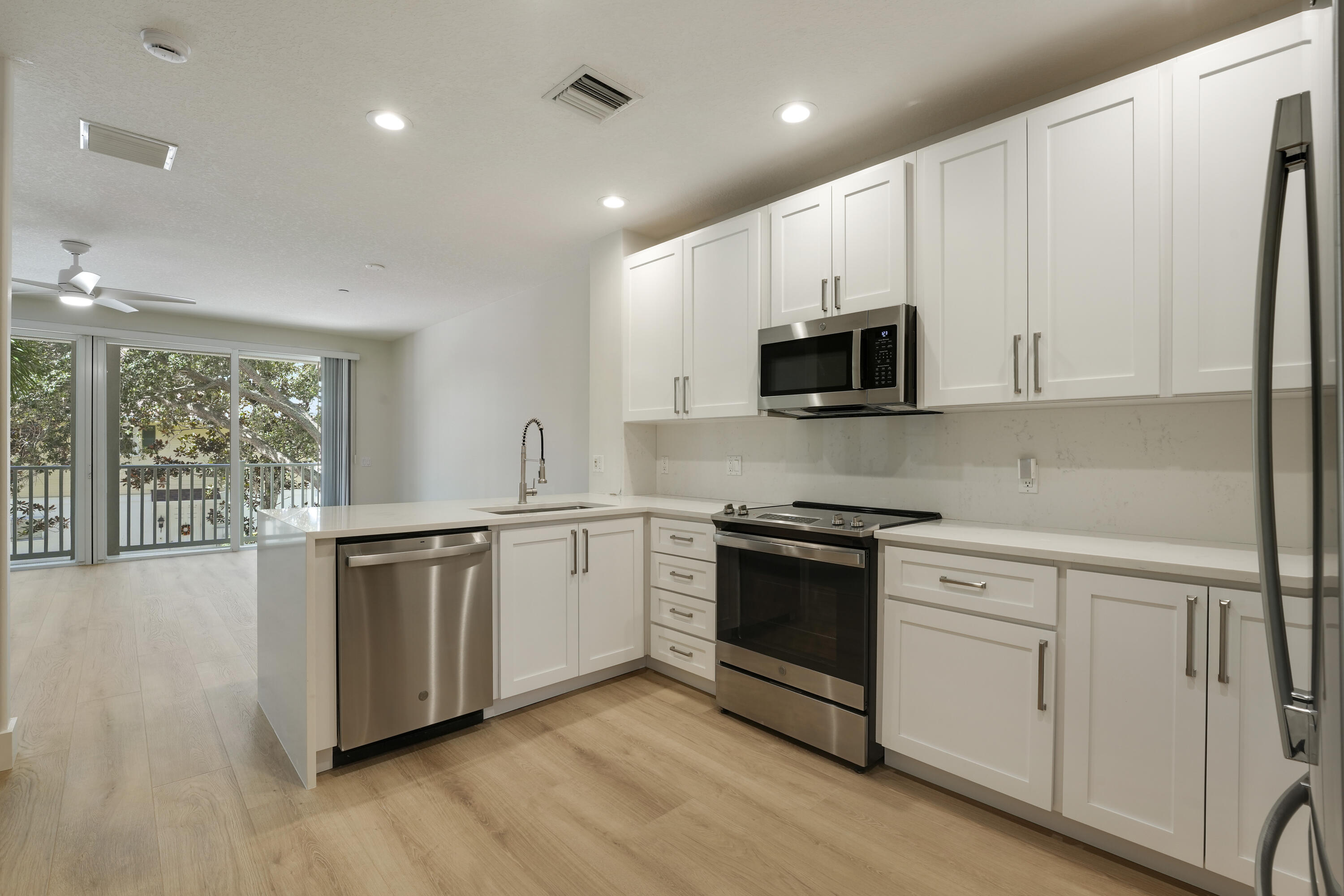 3416 W Community Drive — photo