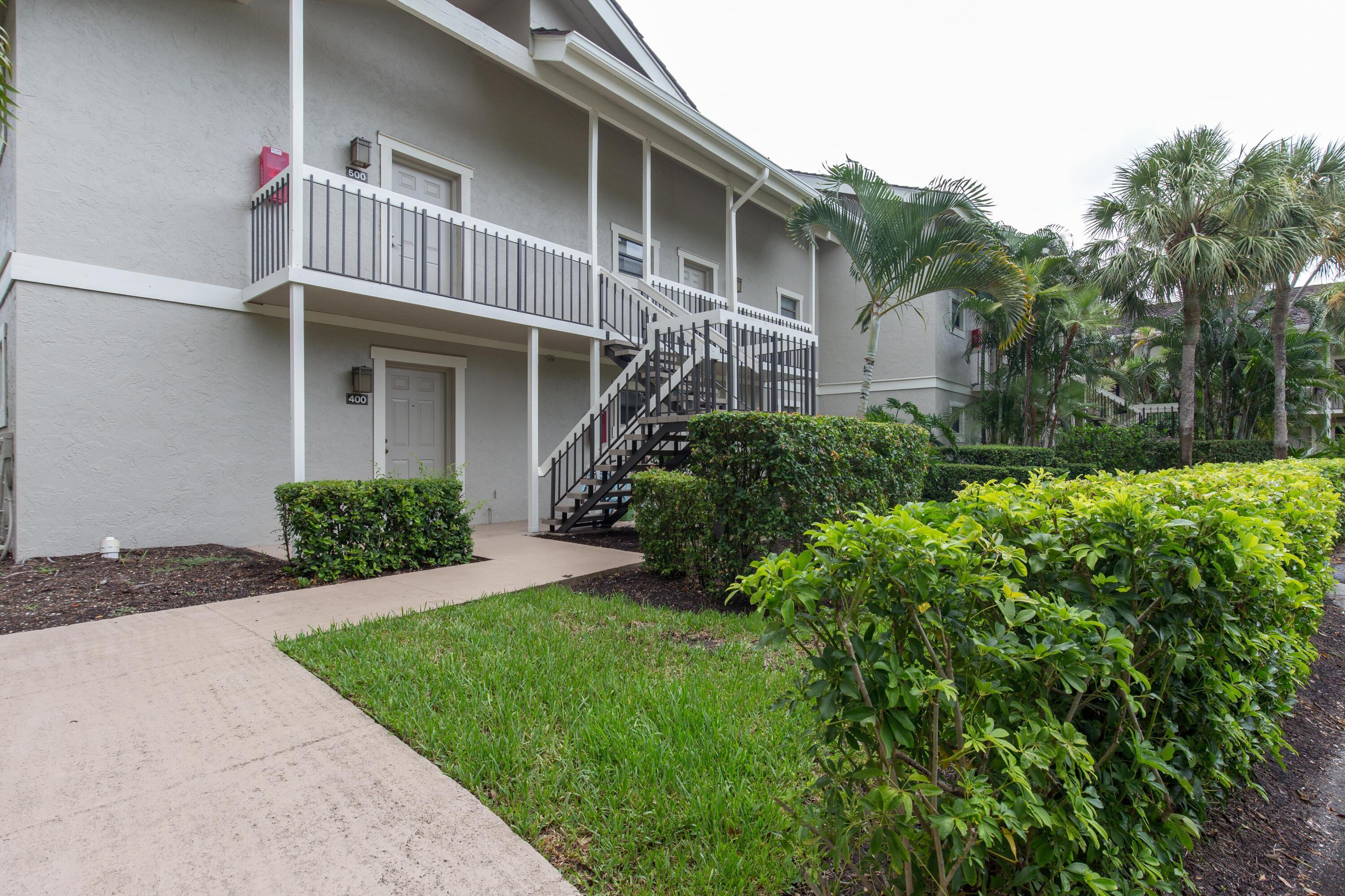 11863 Wimbledon Circle Unit 500 — photo