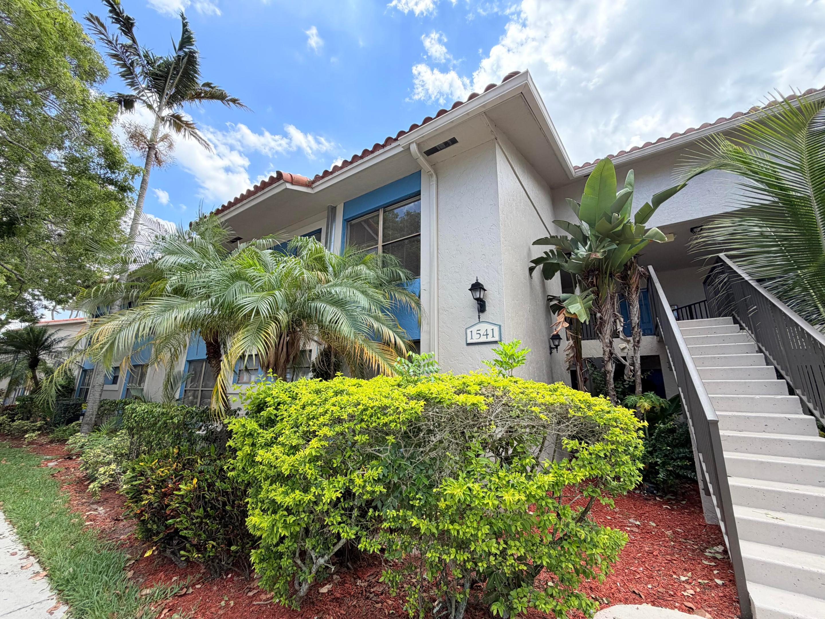 1541 Windorah Way Unit E — photo