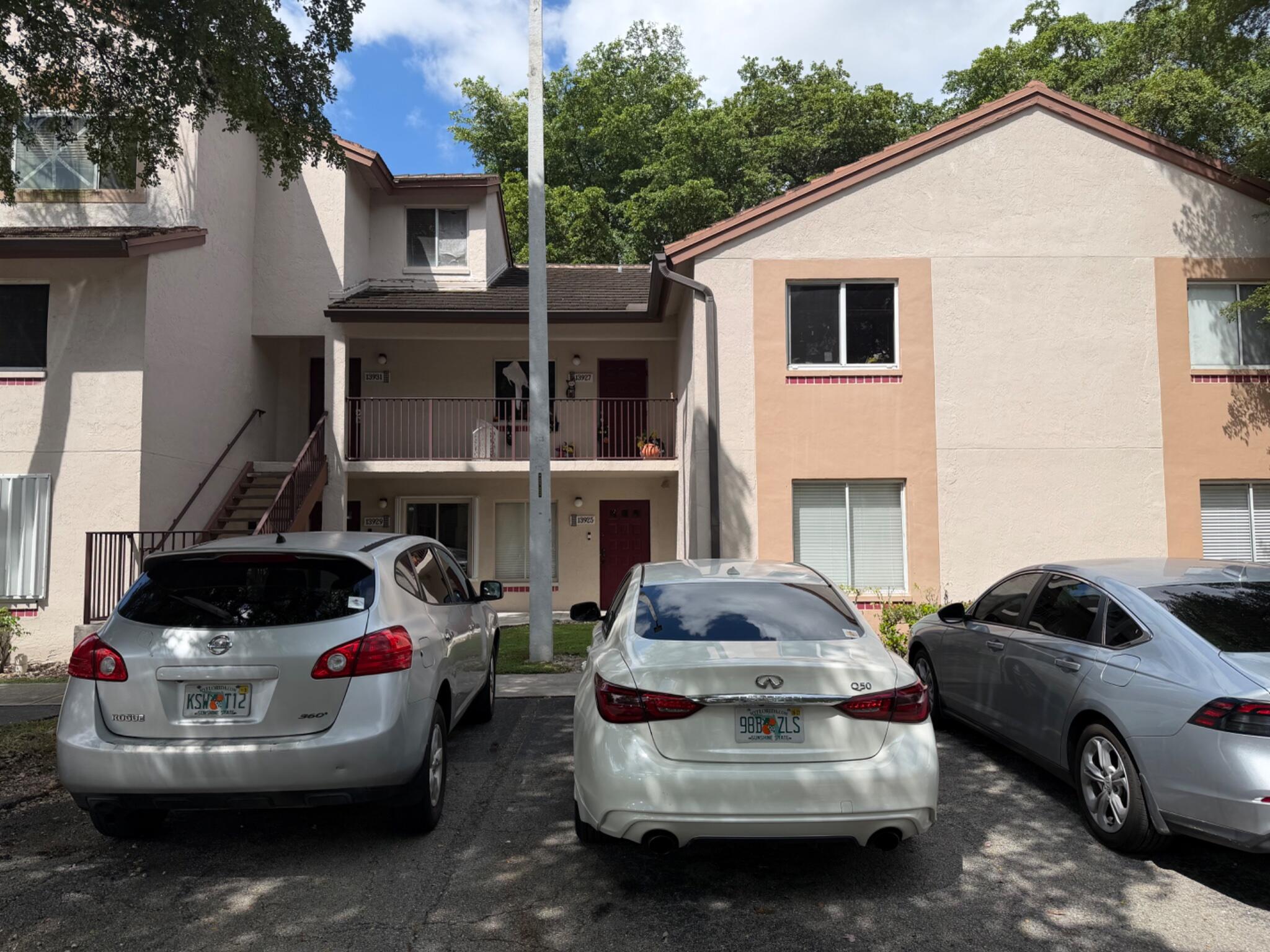 13925 SW 93rd Lane Unit 13925 — photo